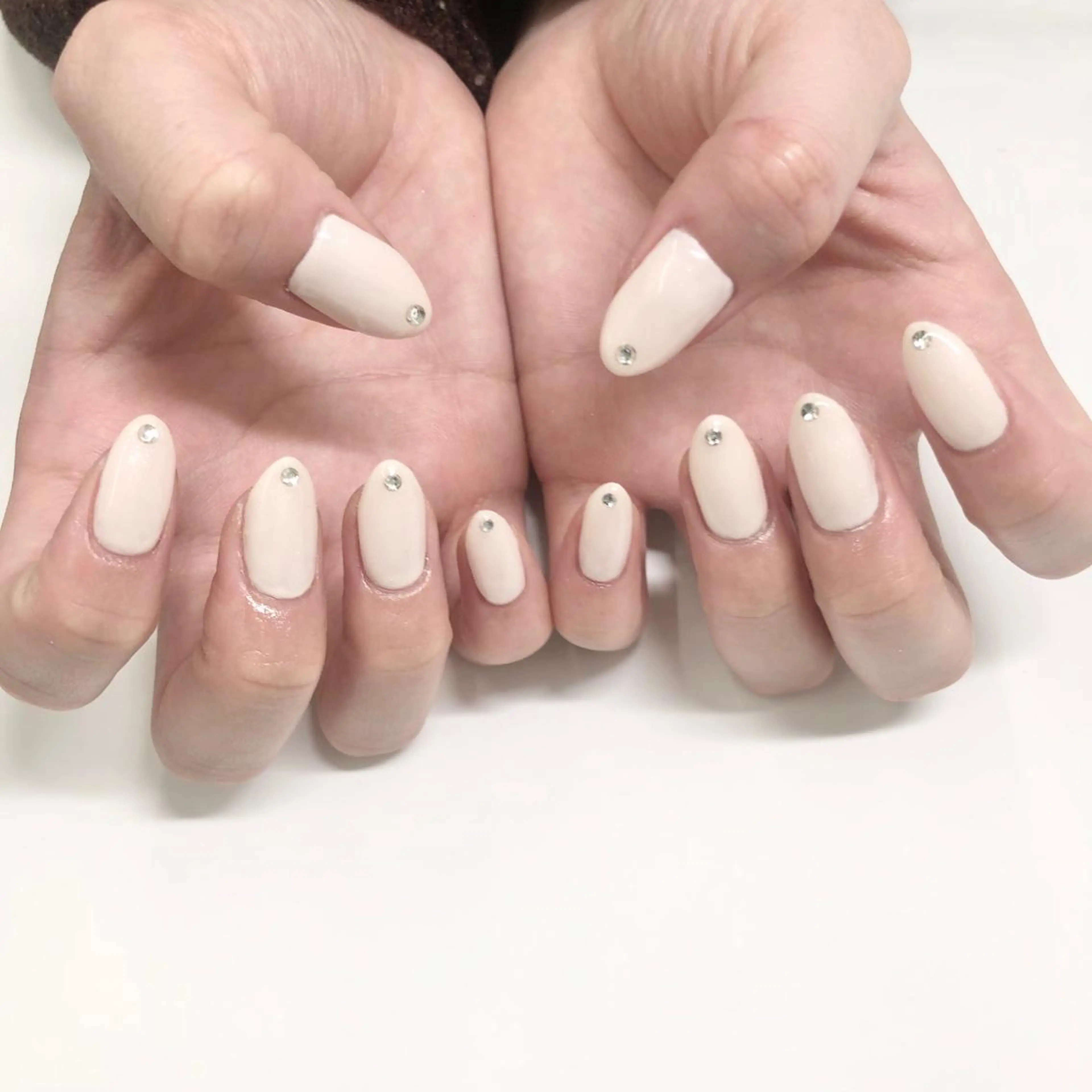 ネイル シンプルネイル ストーンネイル 🎀AYAKO 🎀中韓ネイルのネイルデザイン