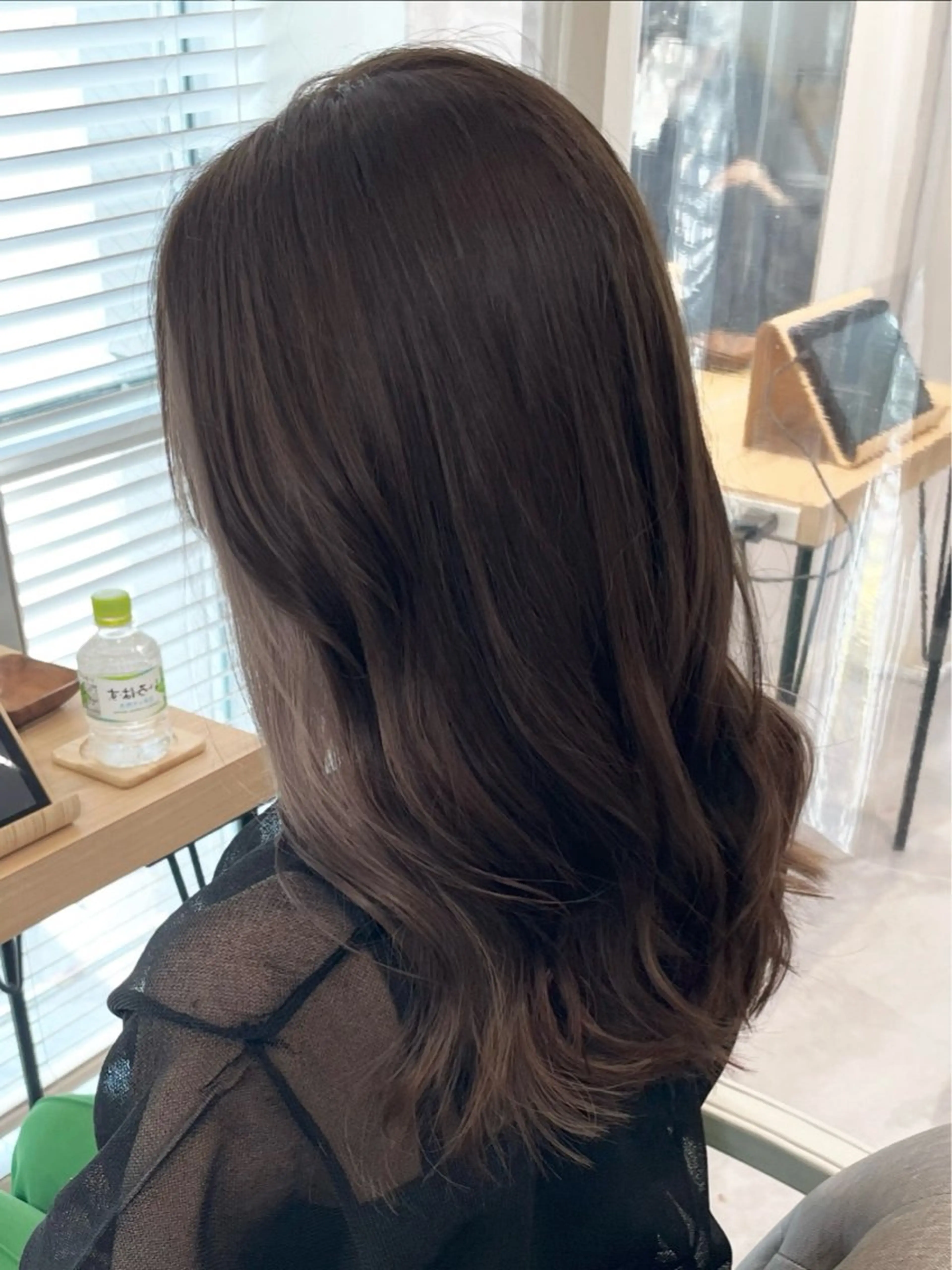 ミディアム カラー 💚色落ちまで可愛い 髪質改善カラーゆうまのヘアスタイル