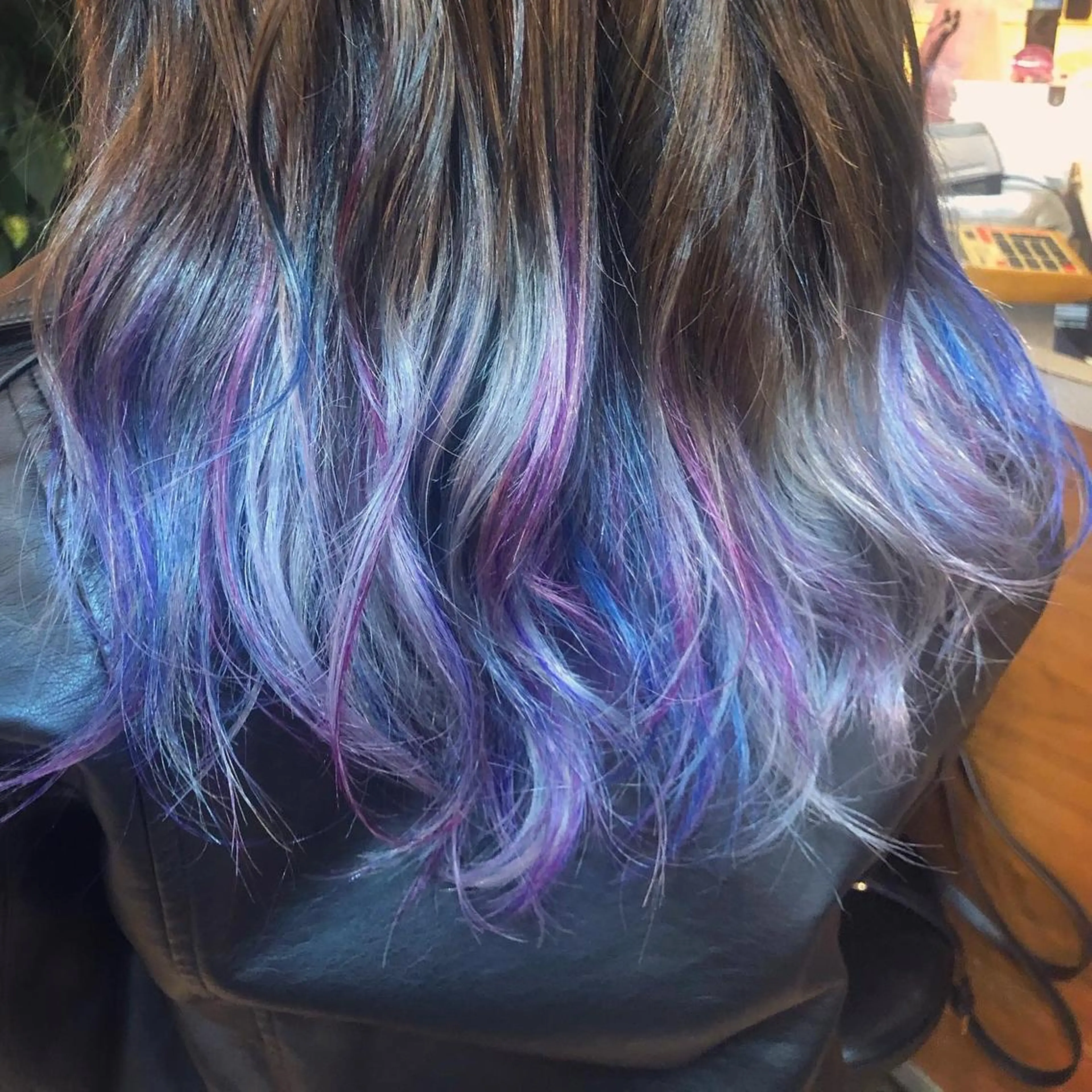 ロング カラー ショートボブ アッシュ バレイヤージュ ミストバング ベージュカラー カット ヘアカラー トリートメント 原宿サロン代表 デザインカラー伊藤卓のヘアスタイル