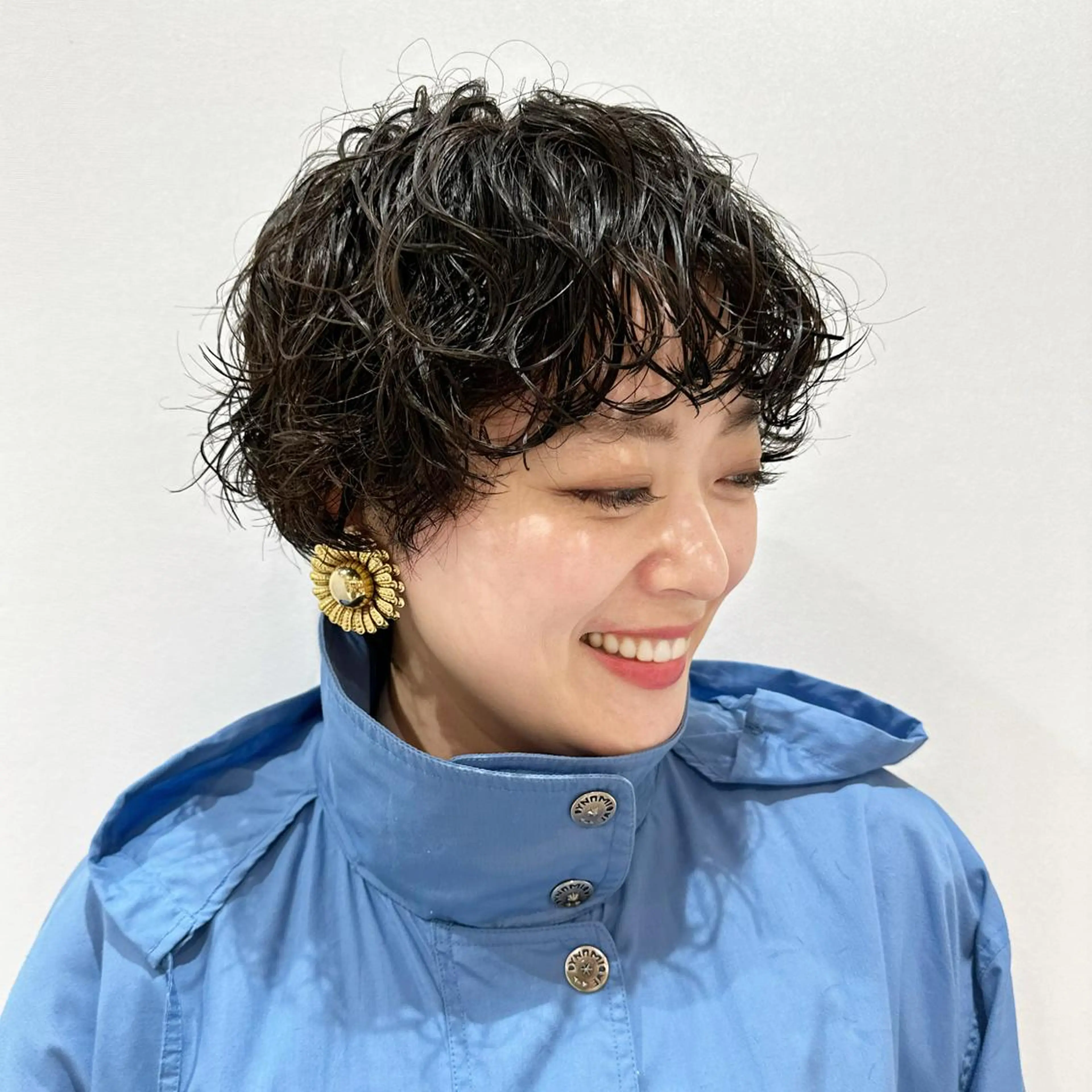 ショート カラー パーマ ショートヘア hollo原宿所属・パーマ/ハイトーン 🎀Rumiのヘアスタイル