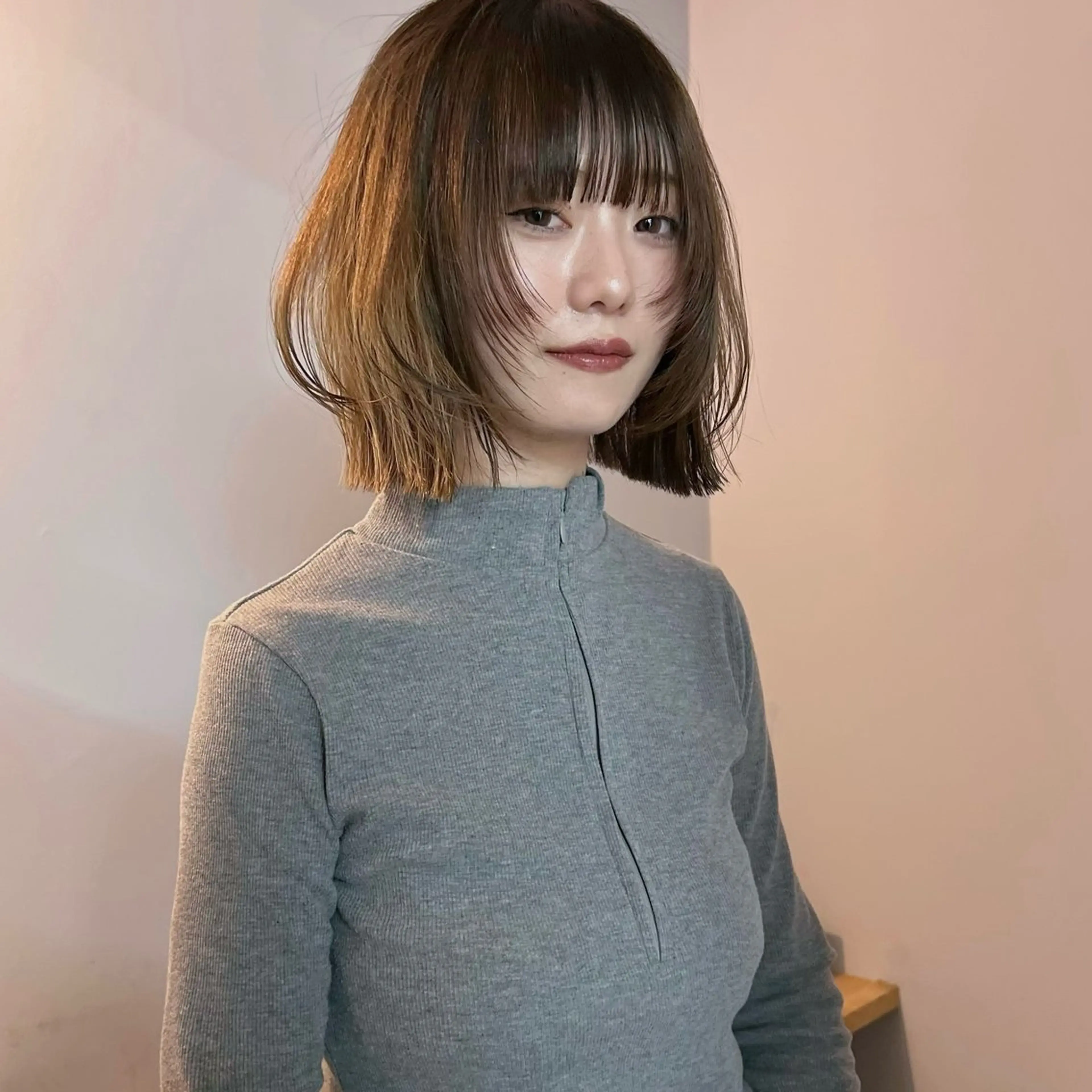 ミディアム ボブレイヤー ボブ レイヤーカット カット 舟橋耀/ブリーチカラ ー/レイヤーカットのヘアスタイル