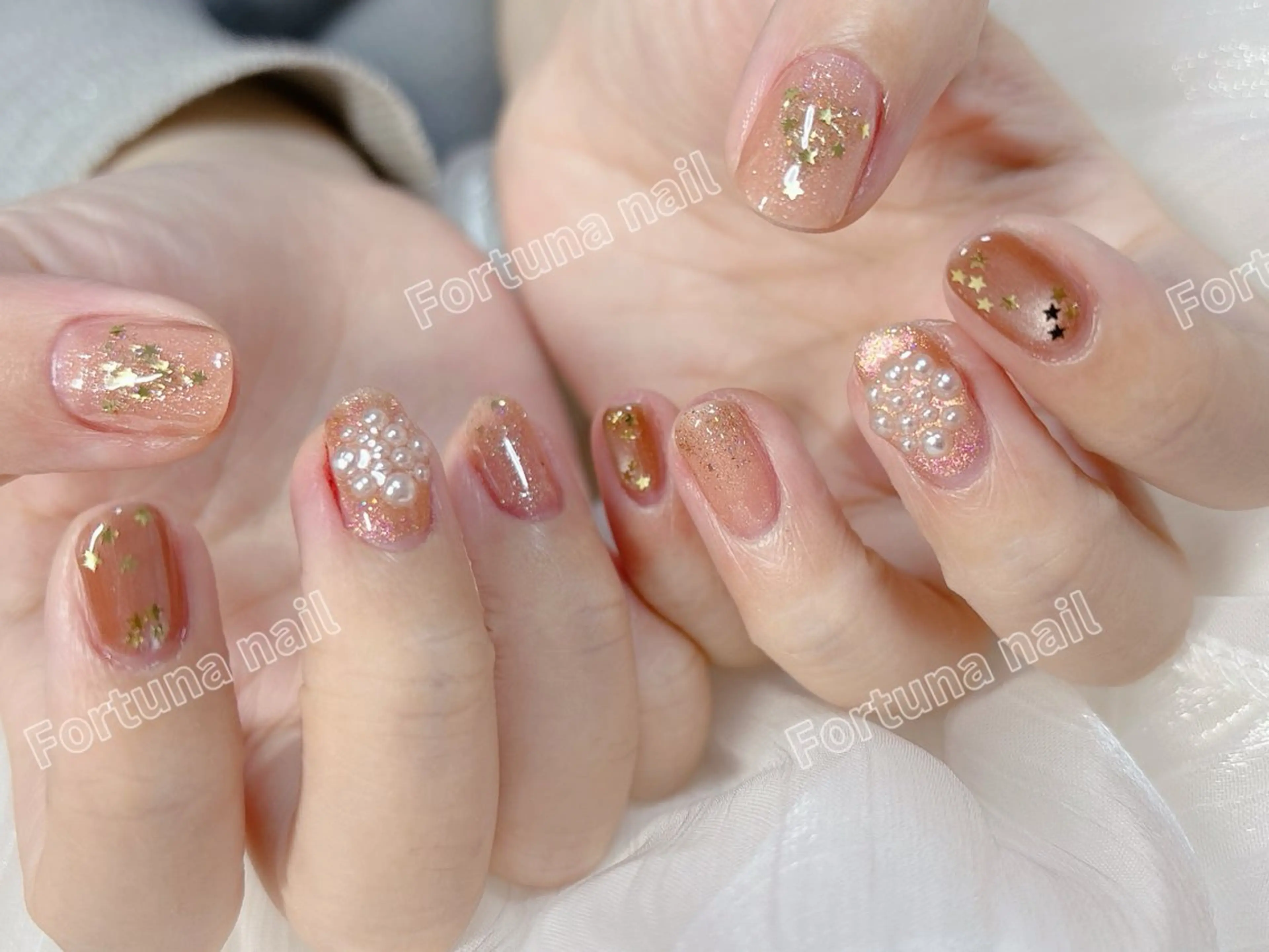 ネイル 冬ネイル クリスマス ハンドネイル Nail •Head スパFortunaのネイルデザイン