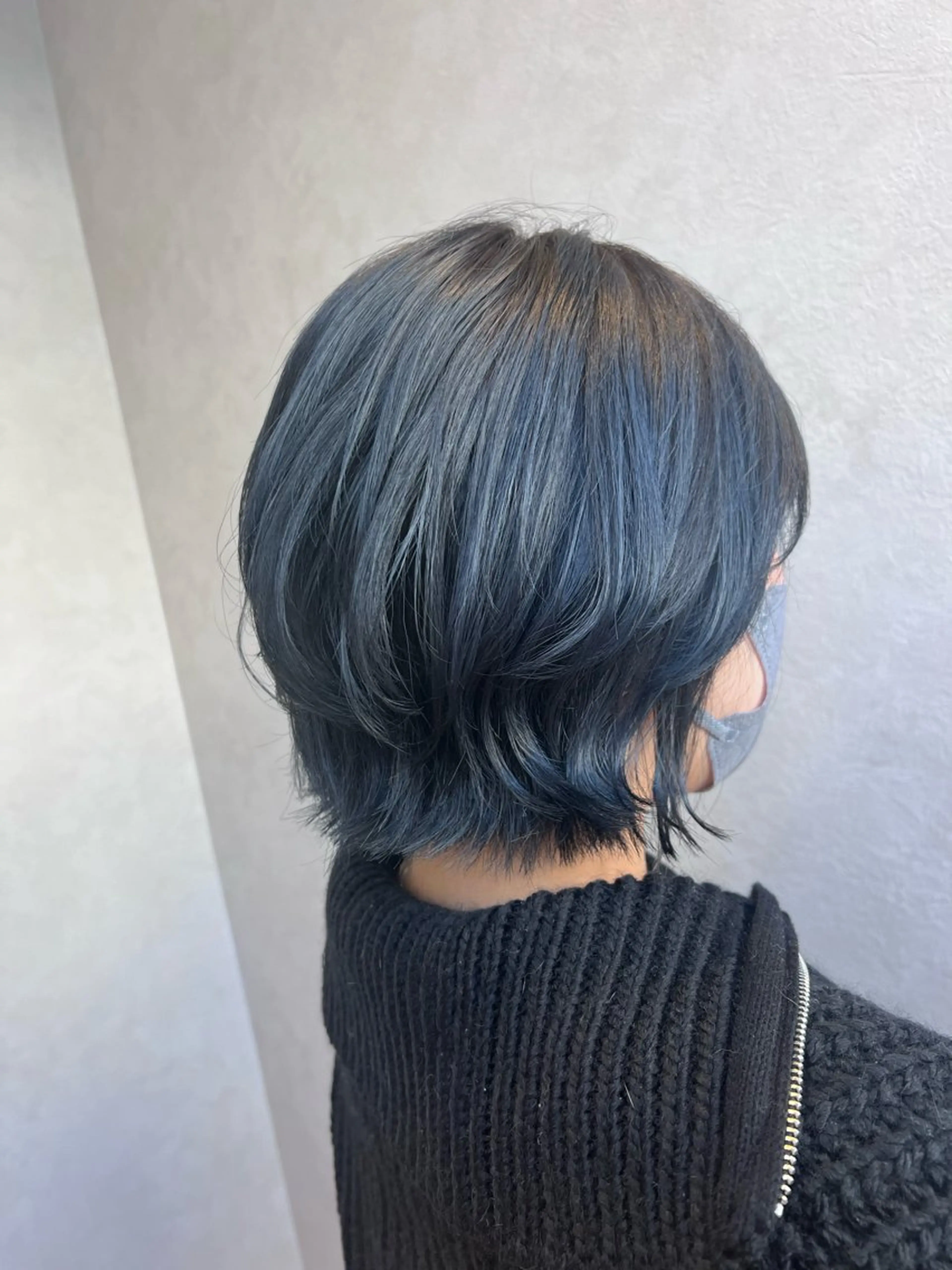 ミディアム カラー ブルーカラー ボブ くびれヘア 小顔カット カット ヘアカラー "今"だけでない美髪 KOTOMIのヘアスタイル