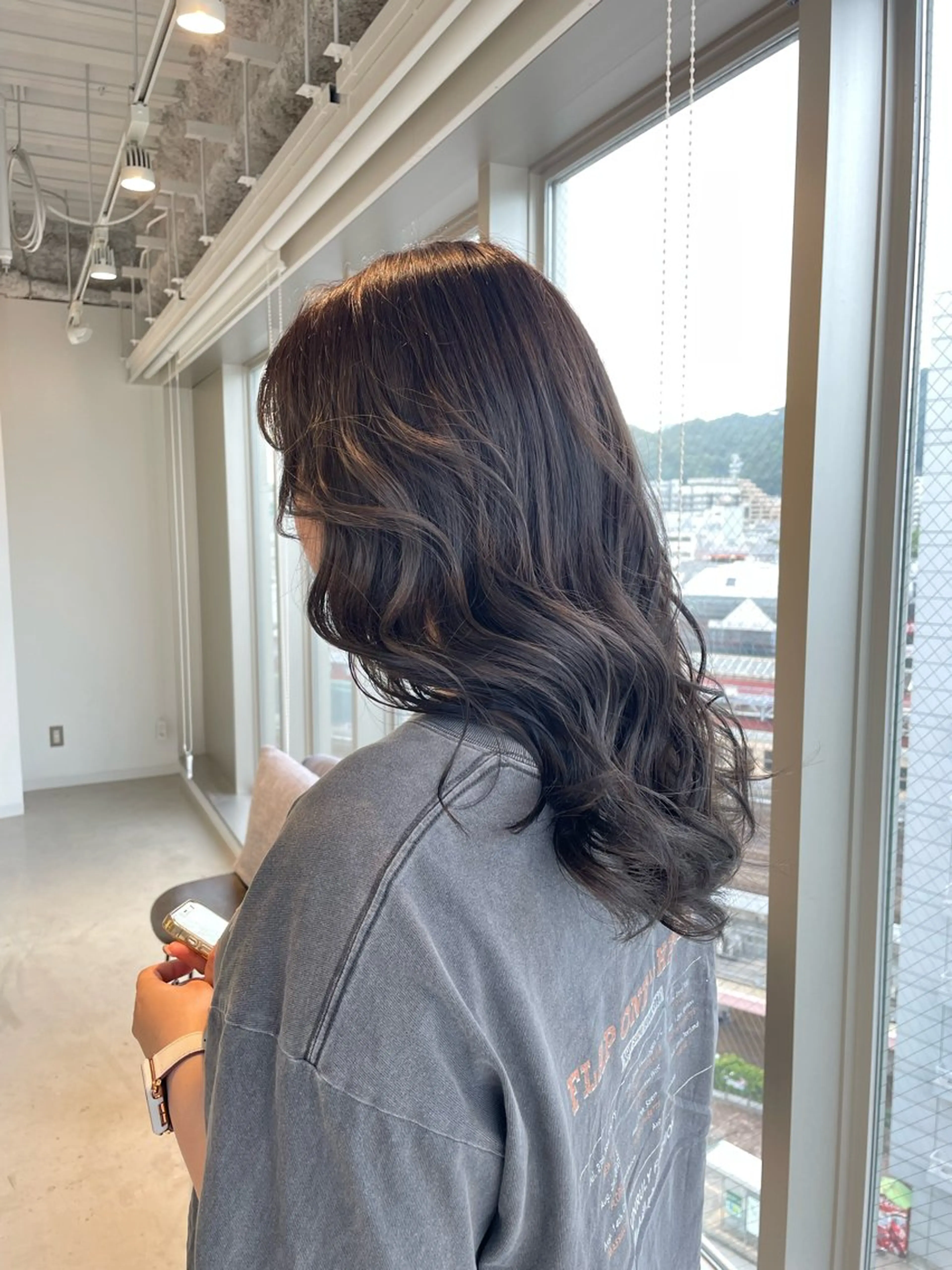 ミディアム カット ヘアカラー トリートメント ヘアセット 🎗井上 竜 ブリーチ指名No.1のヘアスタイル
