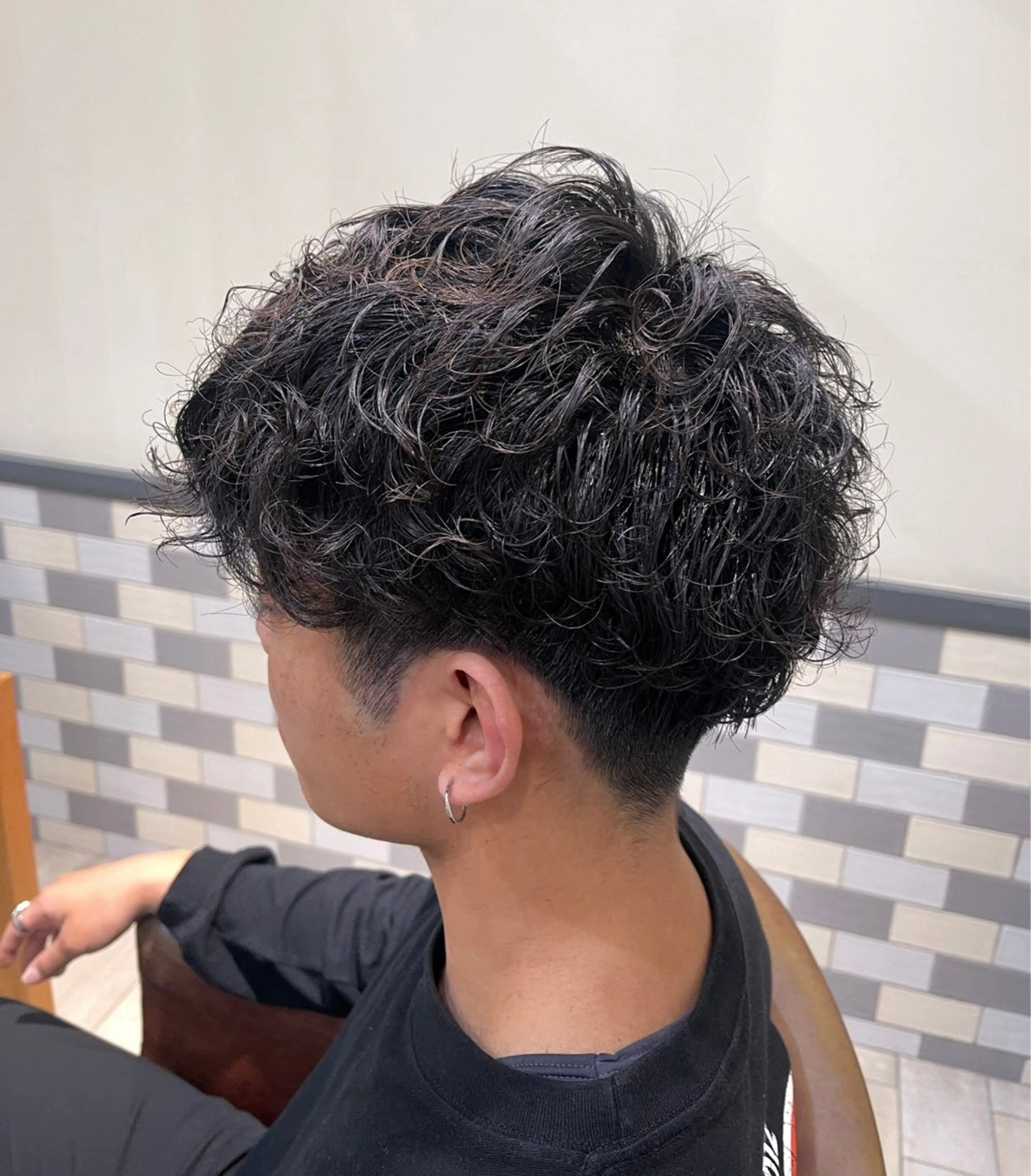 パーマ メンズ カット パーマ 鈴木弥月/透明感カラ ー/髪質改善のヘアスタイル