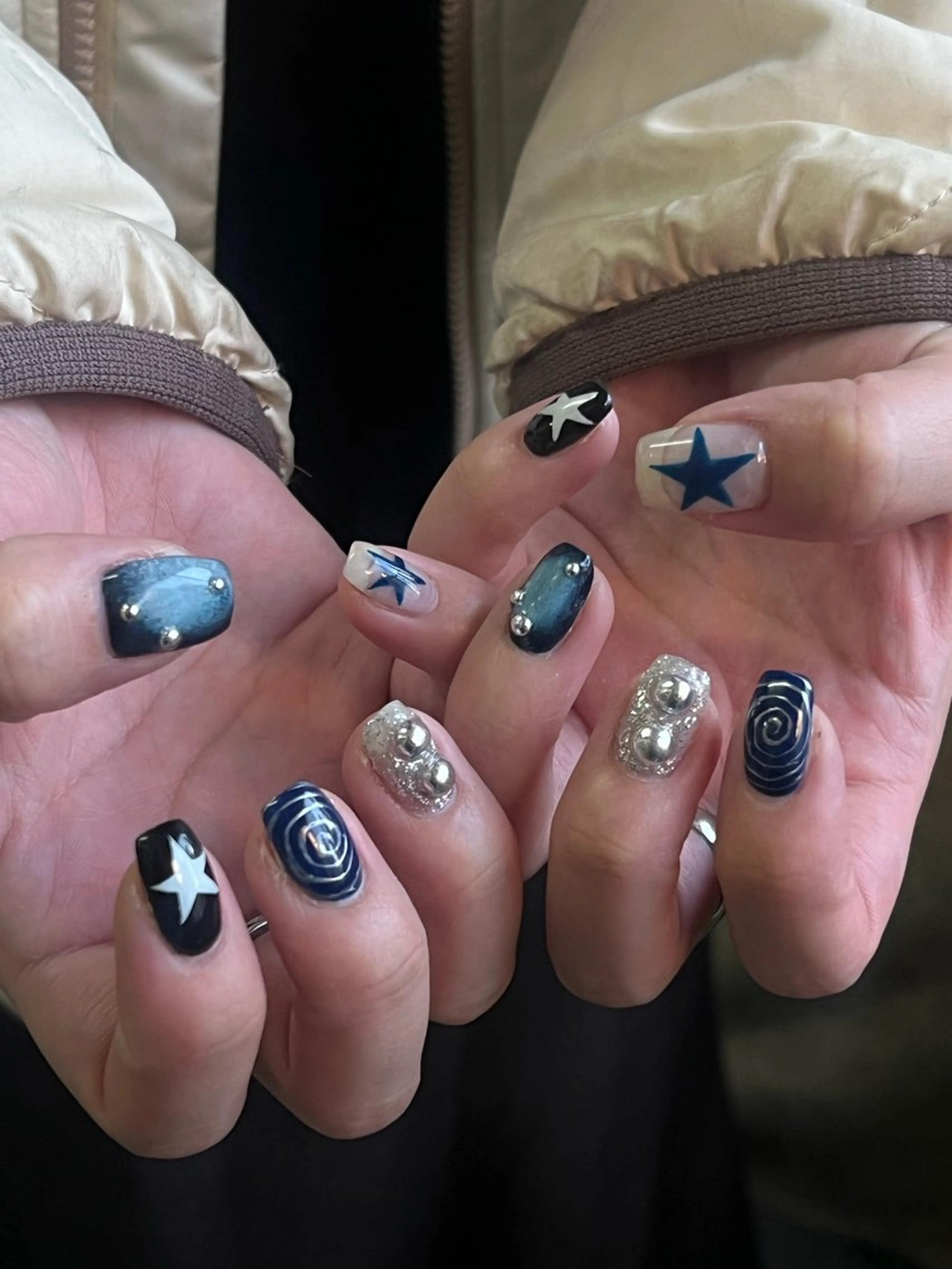 ネイル ハンドネイル Hata nail 🎀個性派ニュアンスのネイルデザイン