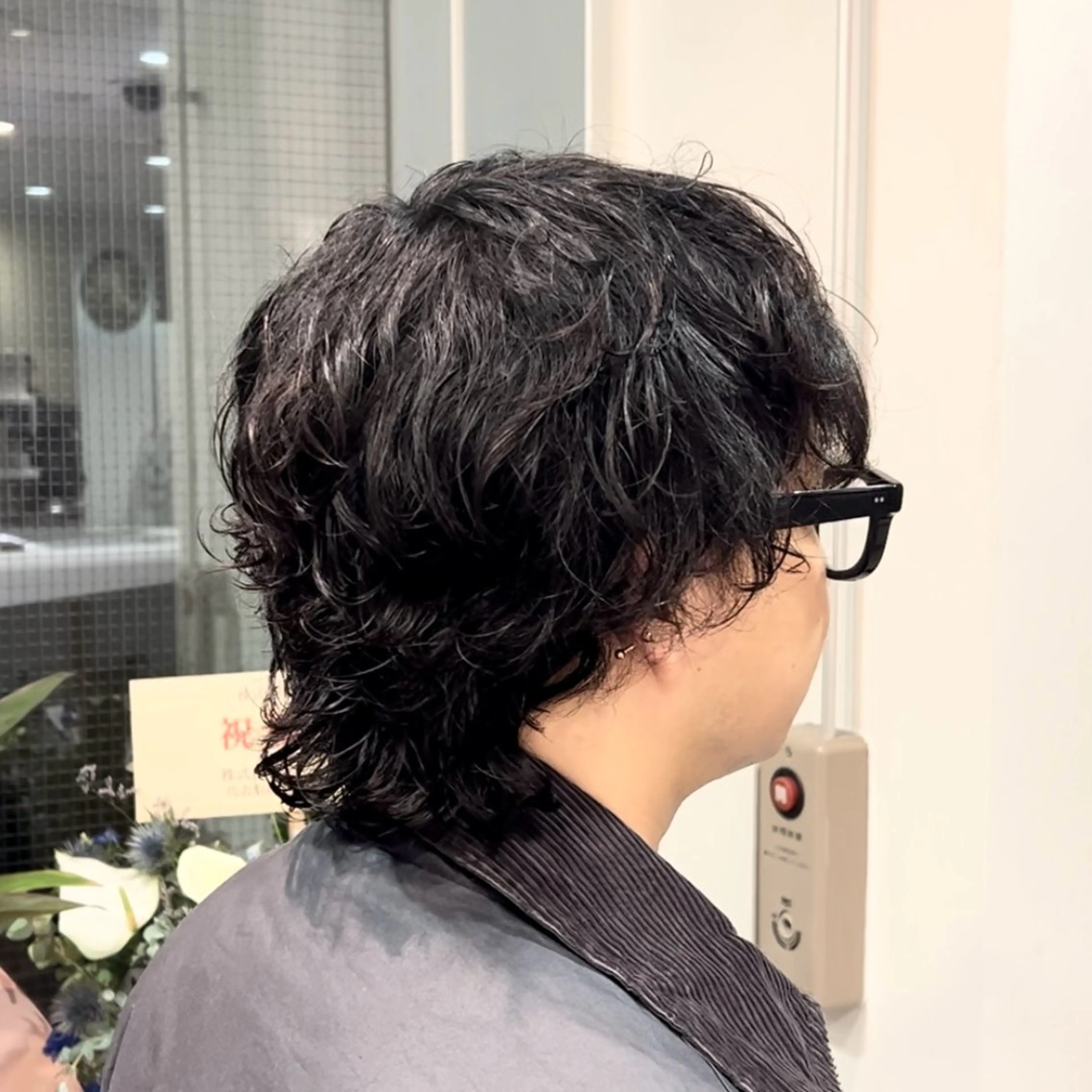 パーマ メンズ メンズパーマ メンズウルフカット ウルフカット ニュアンスパーマ カット パーマ 岩角 昂音のヘアスタイル