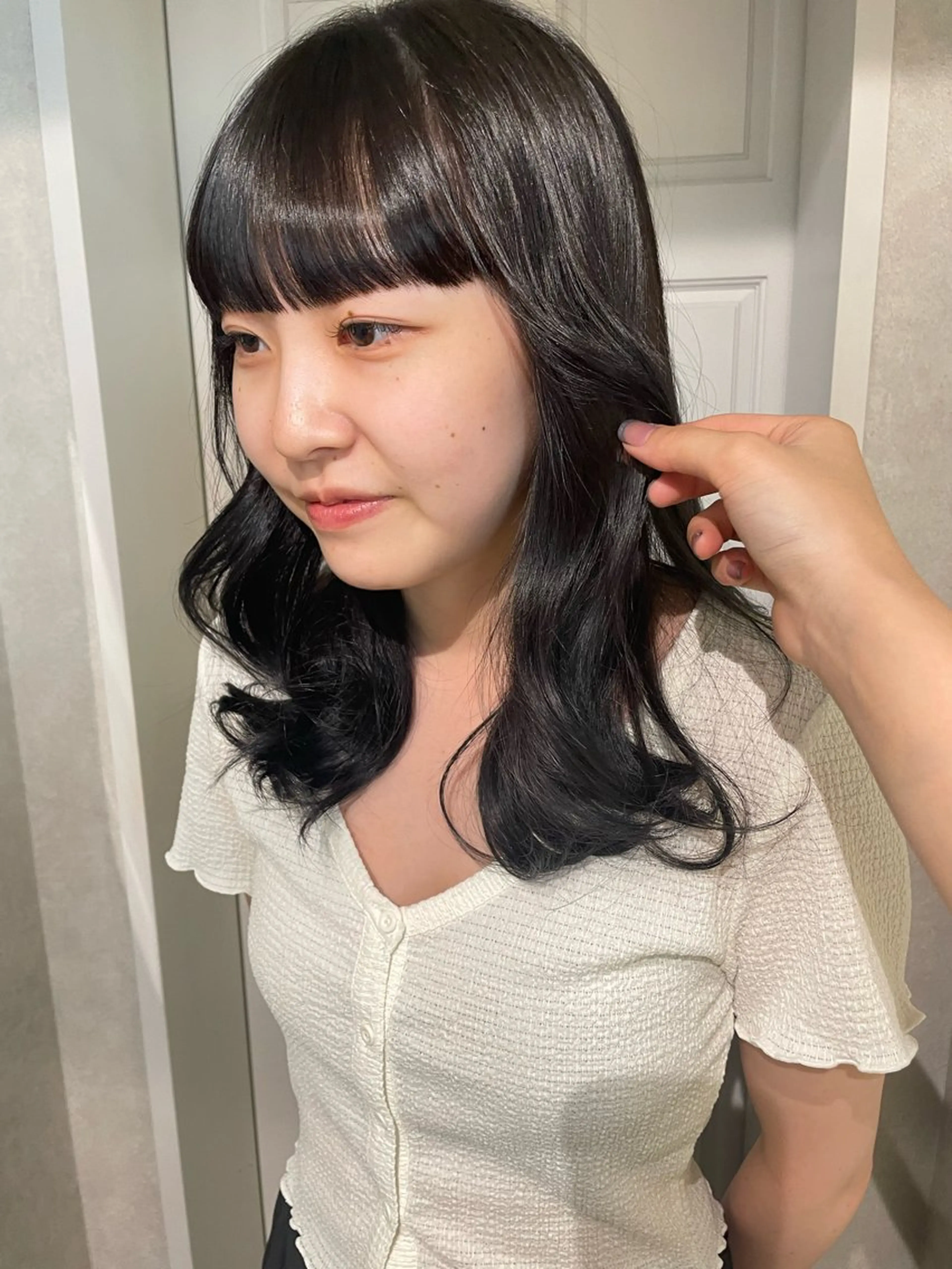 ミディアム カラー 透明感カラー ヘアカラー ナチュラル透明感🌱 小山美樹子のヘアスタイル