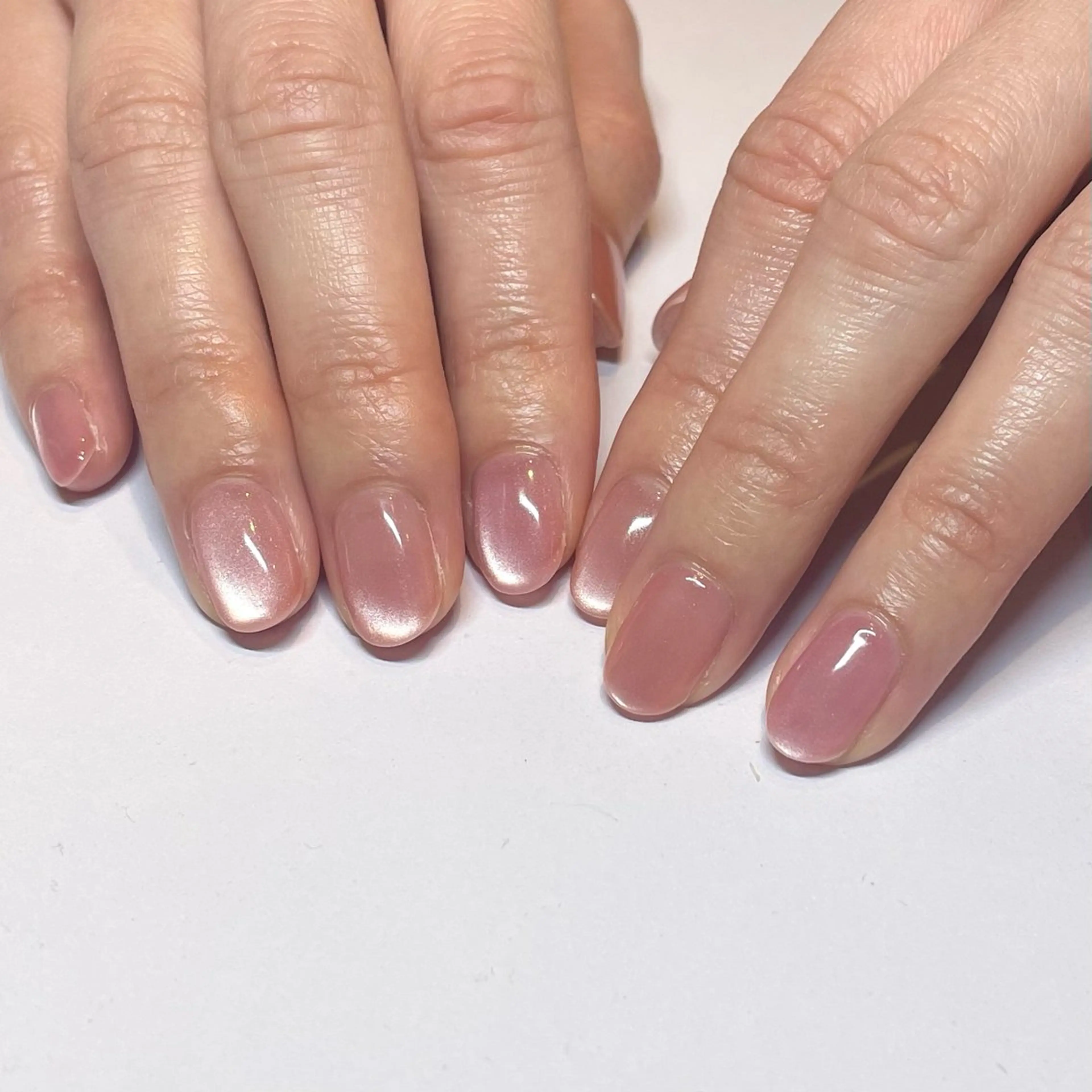 ネイル ハンドネイル Nailsalon Repos.所属・Rika🌼 シンプル•マグネットのネイルデザイン