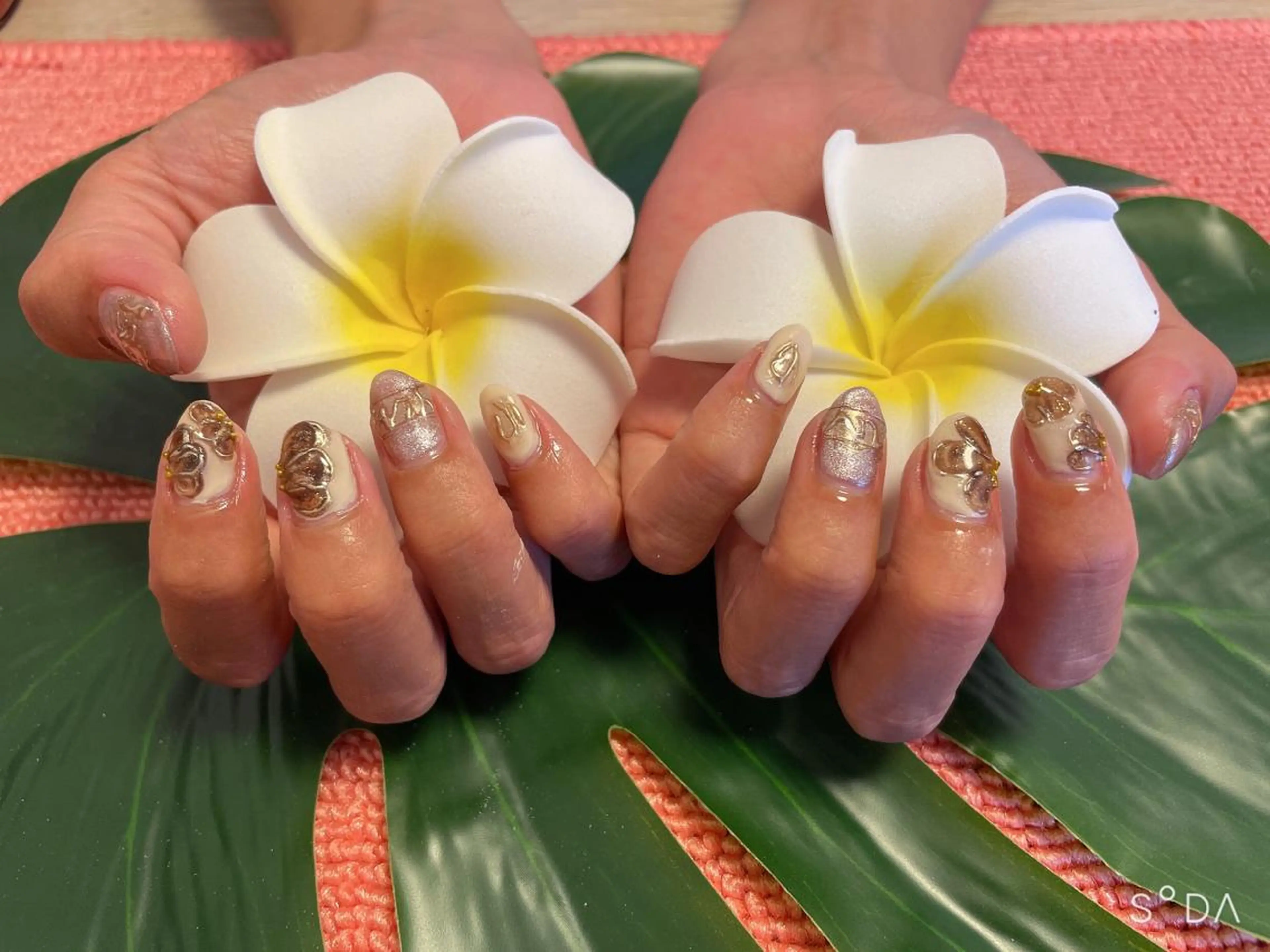 ネイル べっ甲ネイル マグネットネイル ニュアンスネイル Nail salon Betty❤︎のネイルデザイン