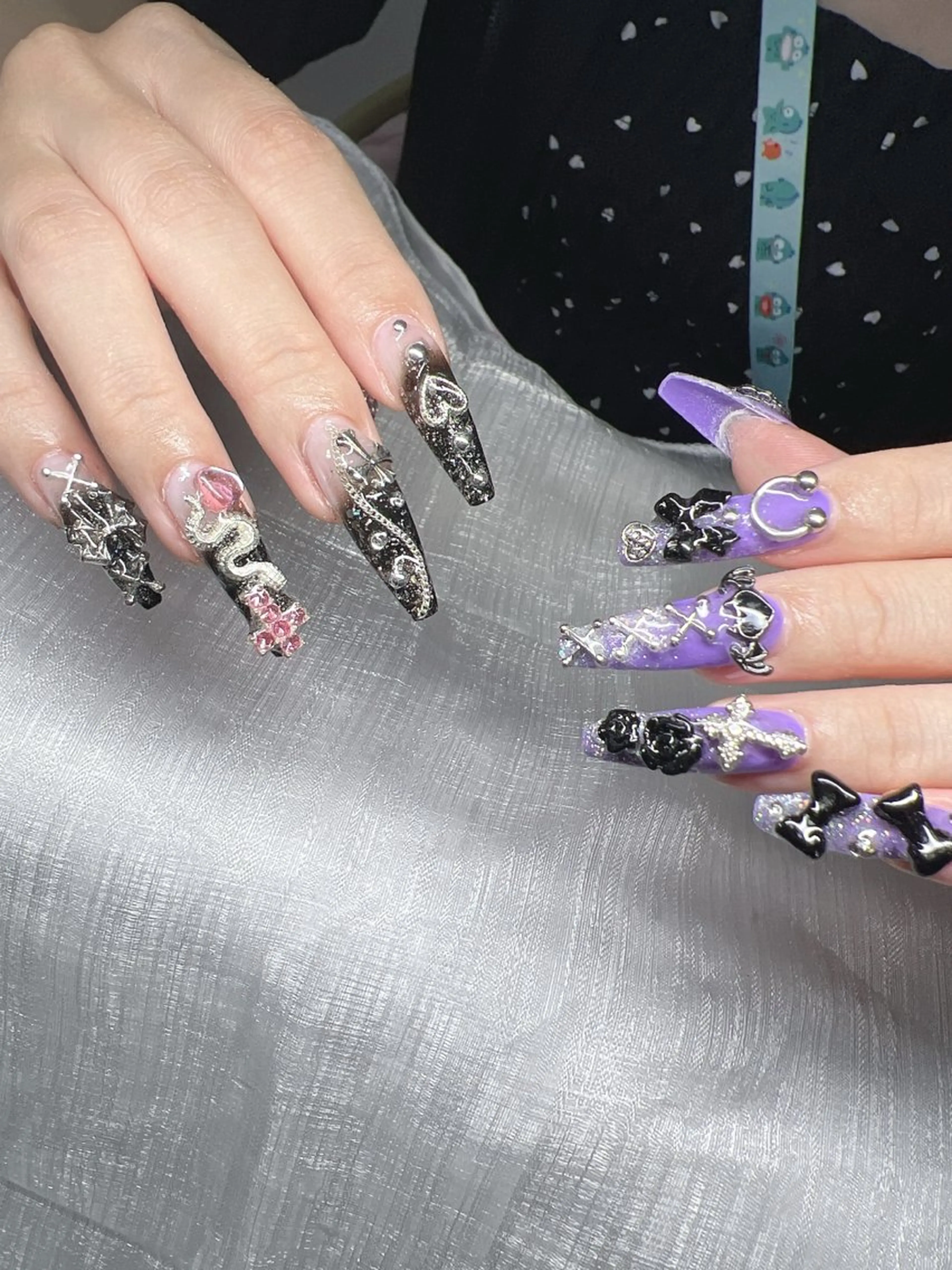 ネイル 長さ出し グラデーション 卒業式 キラキラネイル マグネットネイル ハンドネイル Lee Nailsのネイルデザイン