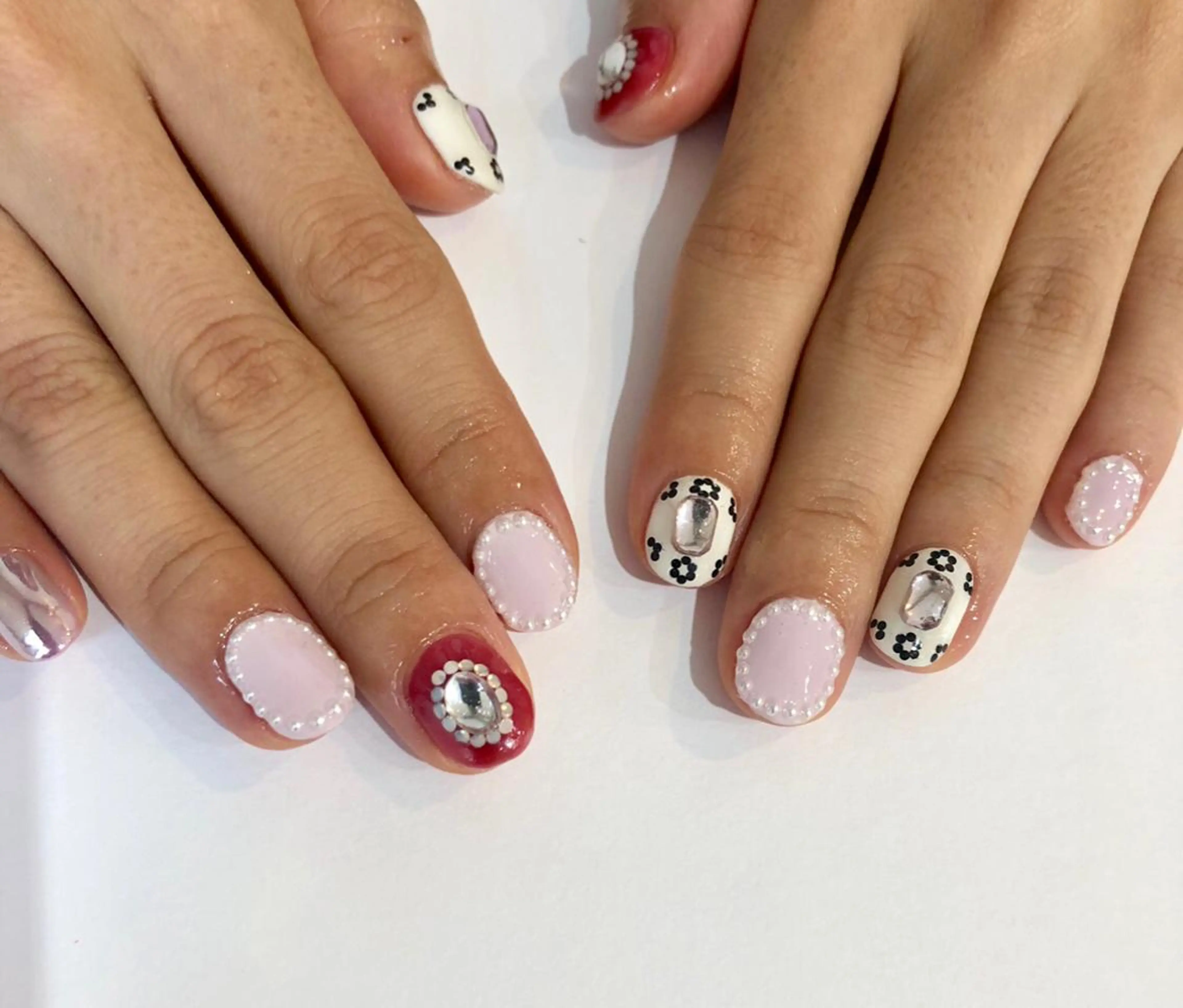 ネイル ハンドネイル Minami 🍓のネイルデザイン