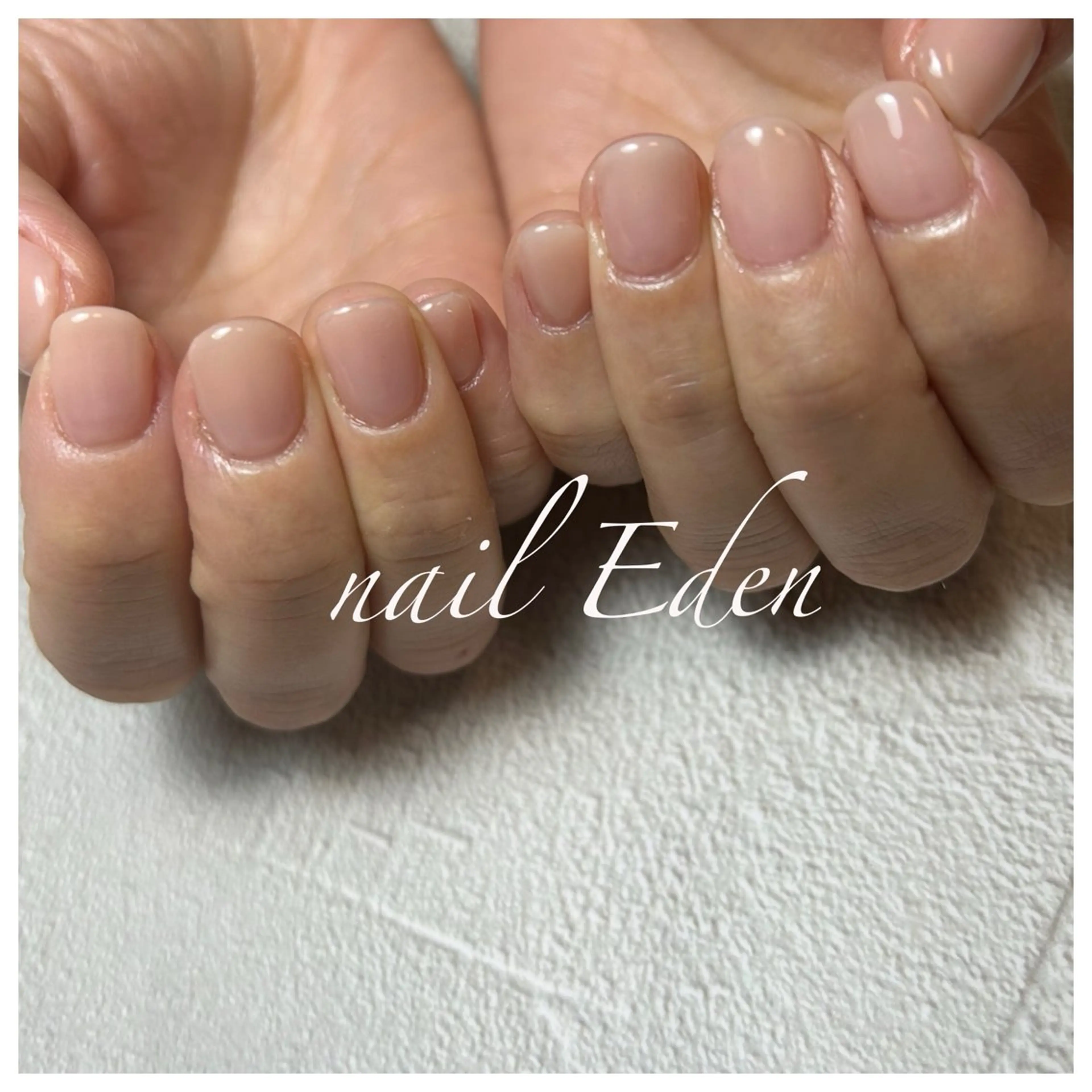 ネイル ワンカラーネイル シンプルネイル ハンドネイル ハンドケア Eden　private nail saron所属・Eden ♾️のネイルデザイン