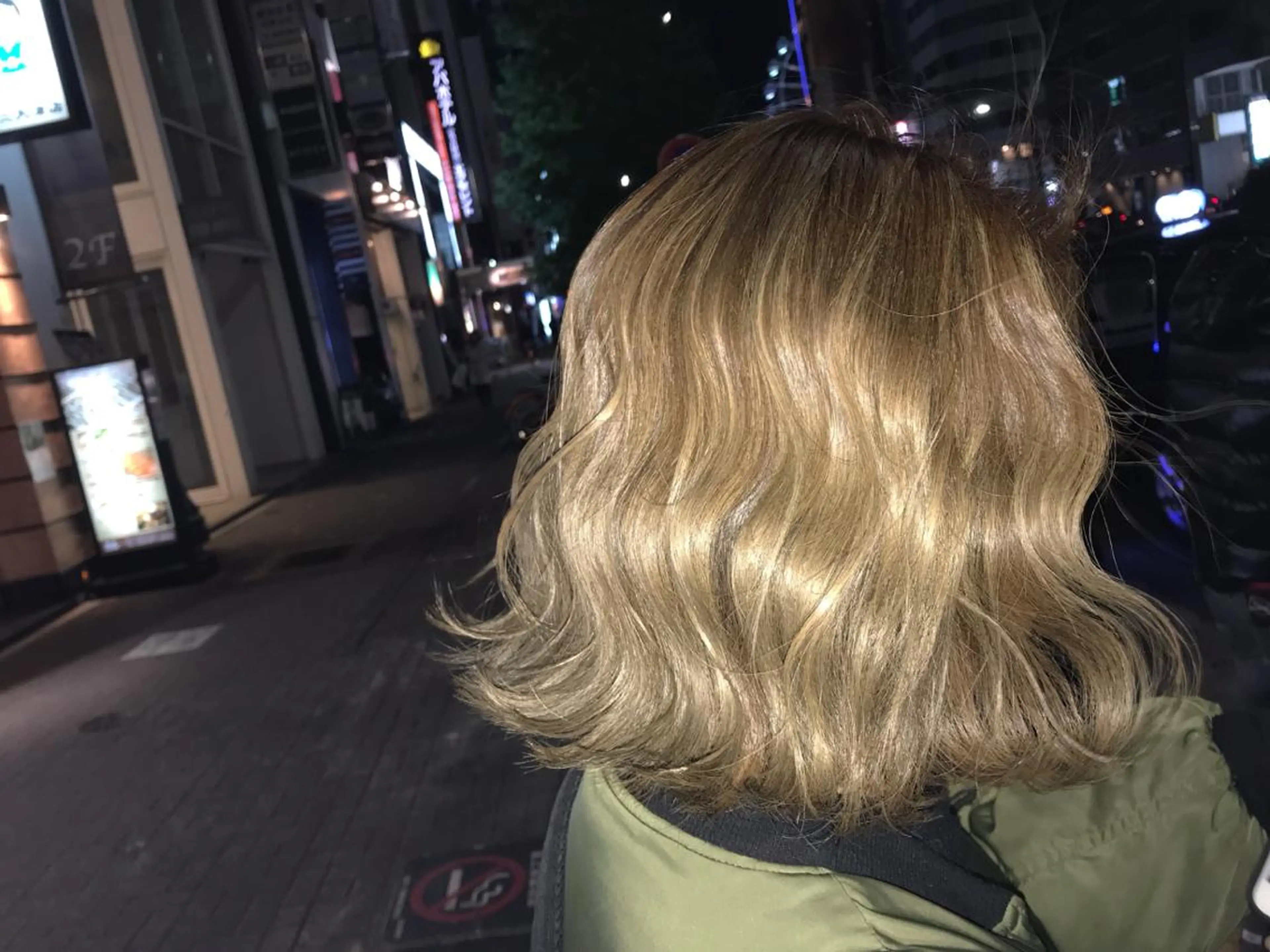 ミディアム カラー ハイトーンカラー ボブ ヘアカラー トリートメント 🌹 AKARI  🌹のヘアスタイル