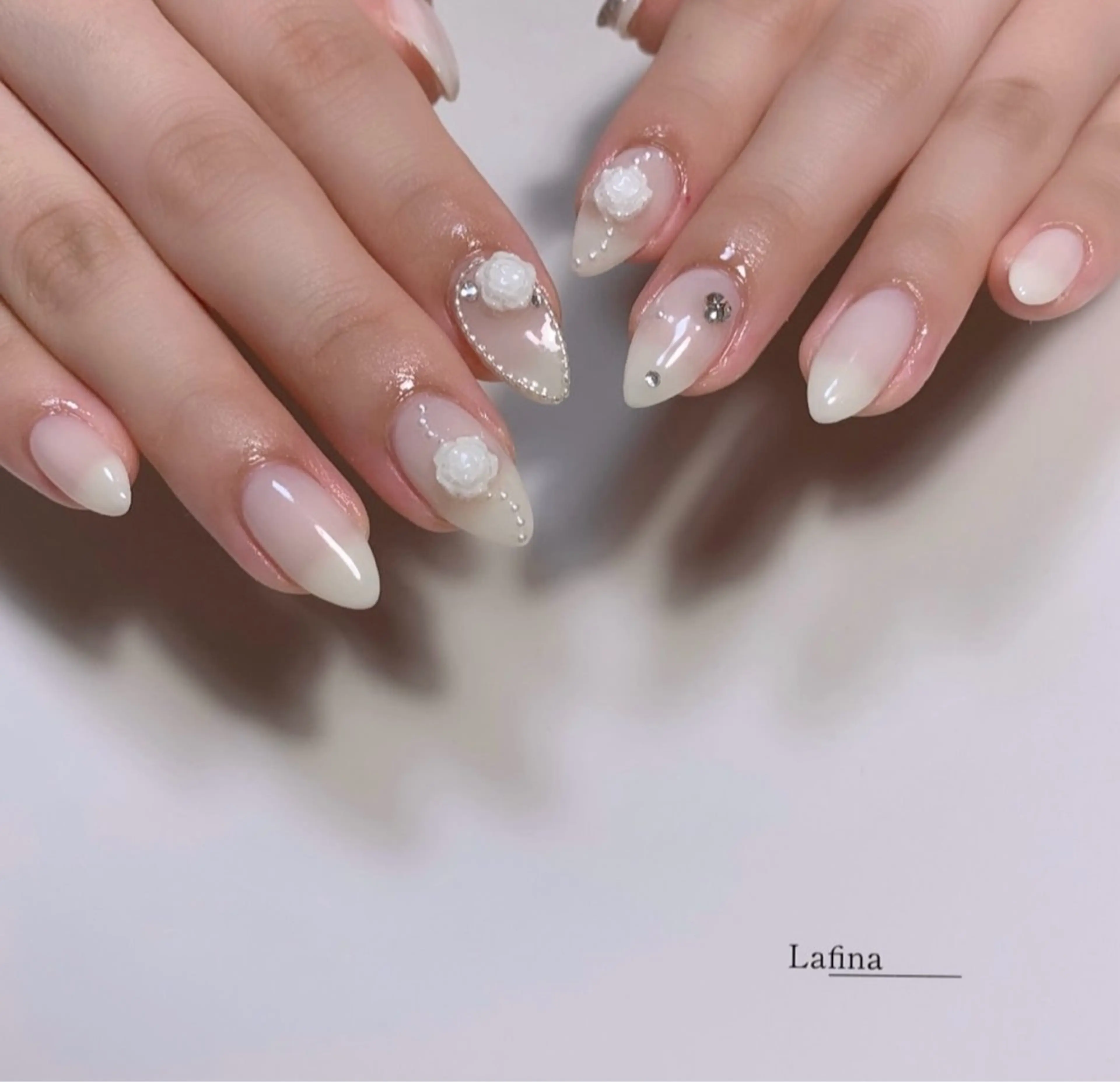 ネイル ハンドネイル Lafina -のネイルデザイン