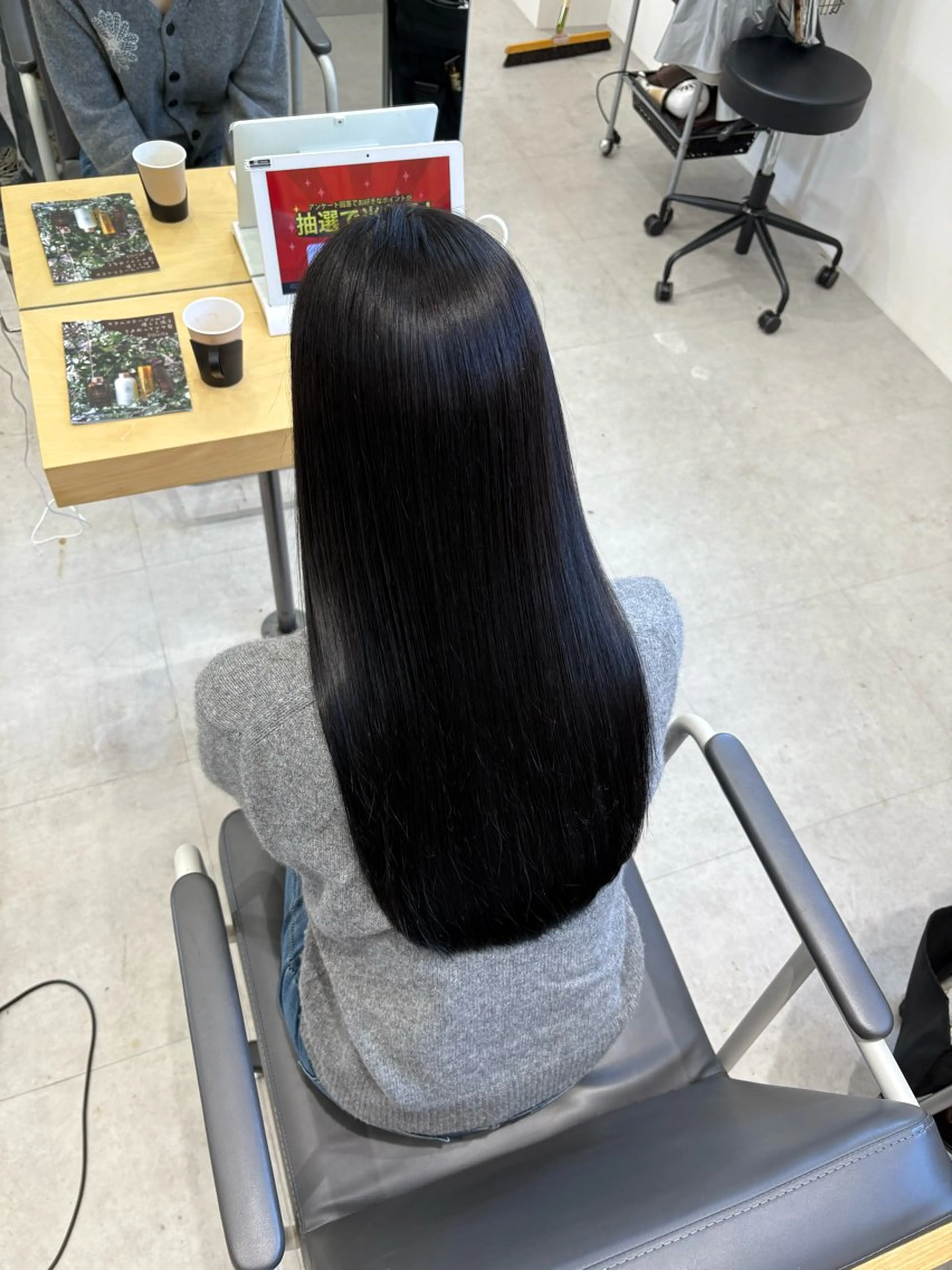 ロング カラー ブリーチ 透明感カラー ダブルカラー 髪質改善 トリートメント ヘアカラー トリートメント SOYON西大寺店所属・ダブルカラー/ 髪質改善💎安藤のヘアスタイル