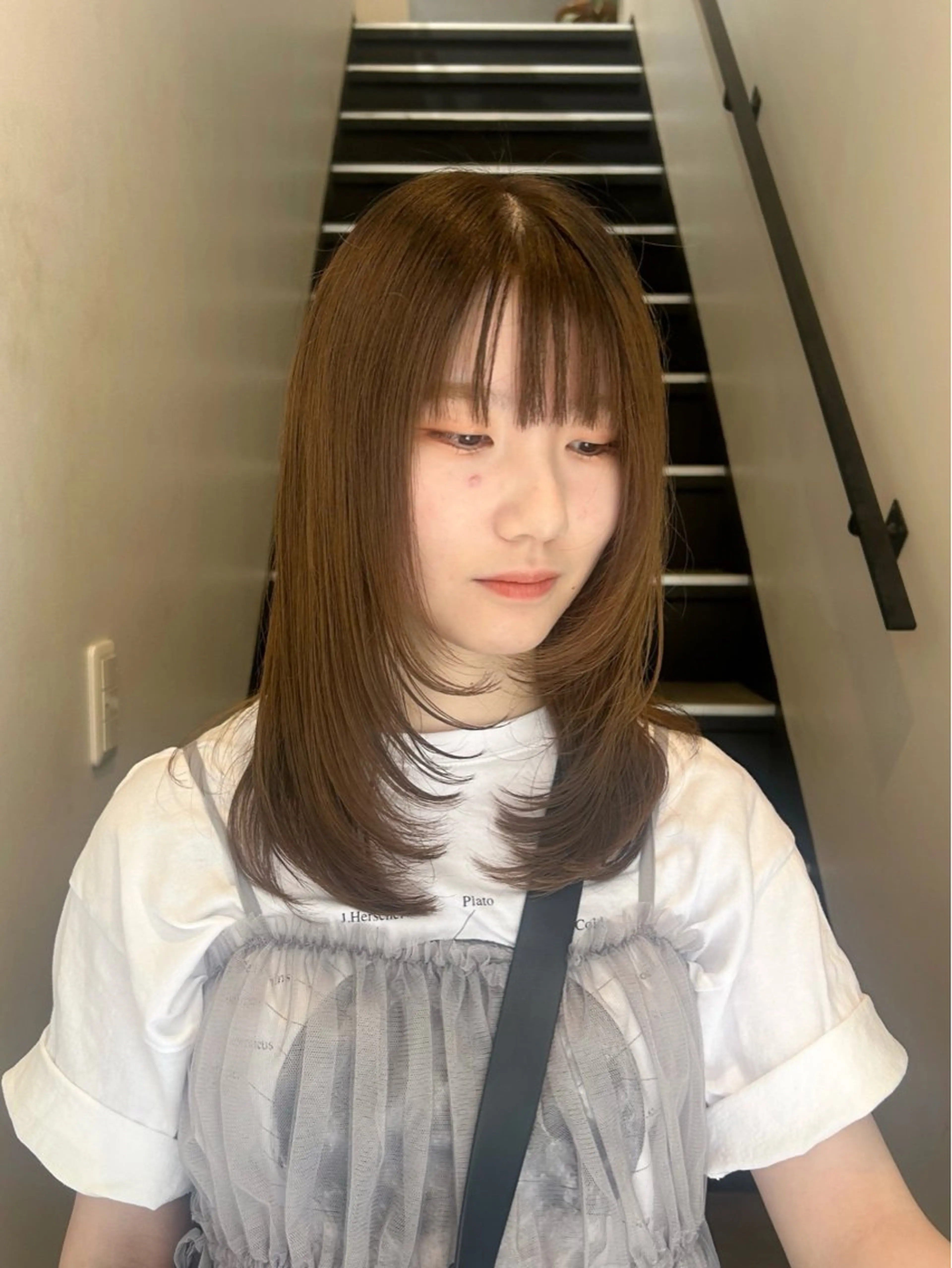 セミロング カット 透明感カラー/ 顔周りカット🎀メイのヘアスタイル