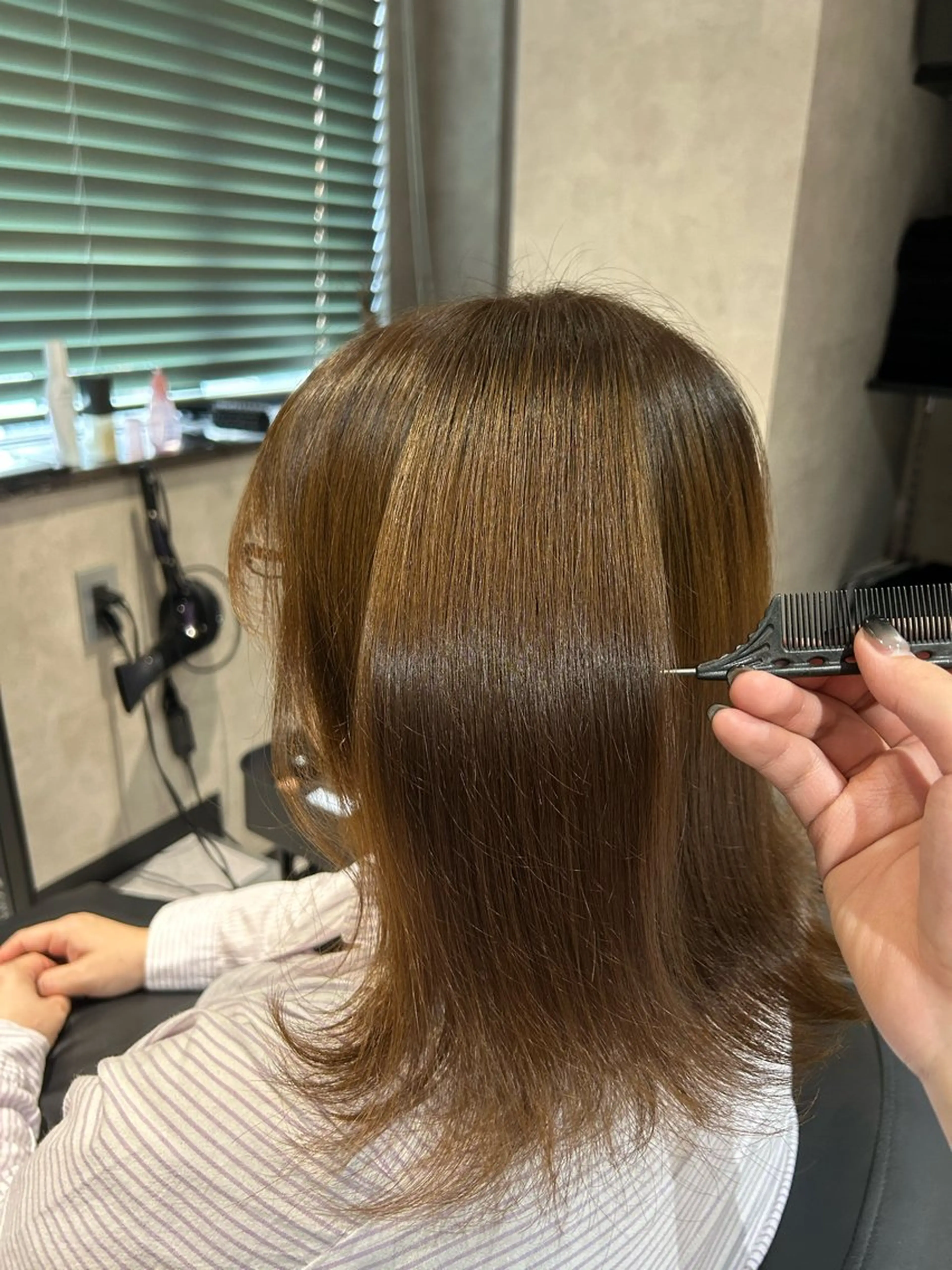 セミロング カラー ベージュカラー オリーブベージュ オリーブカラー 髪質改善 ヘアカラー トリートメント 《.Xian》ホソミ /ヘッドスパ/艶髪のヘアスタイル