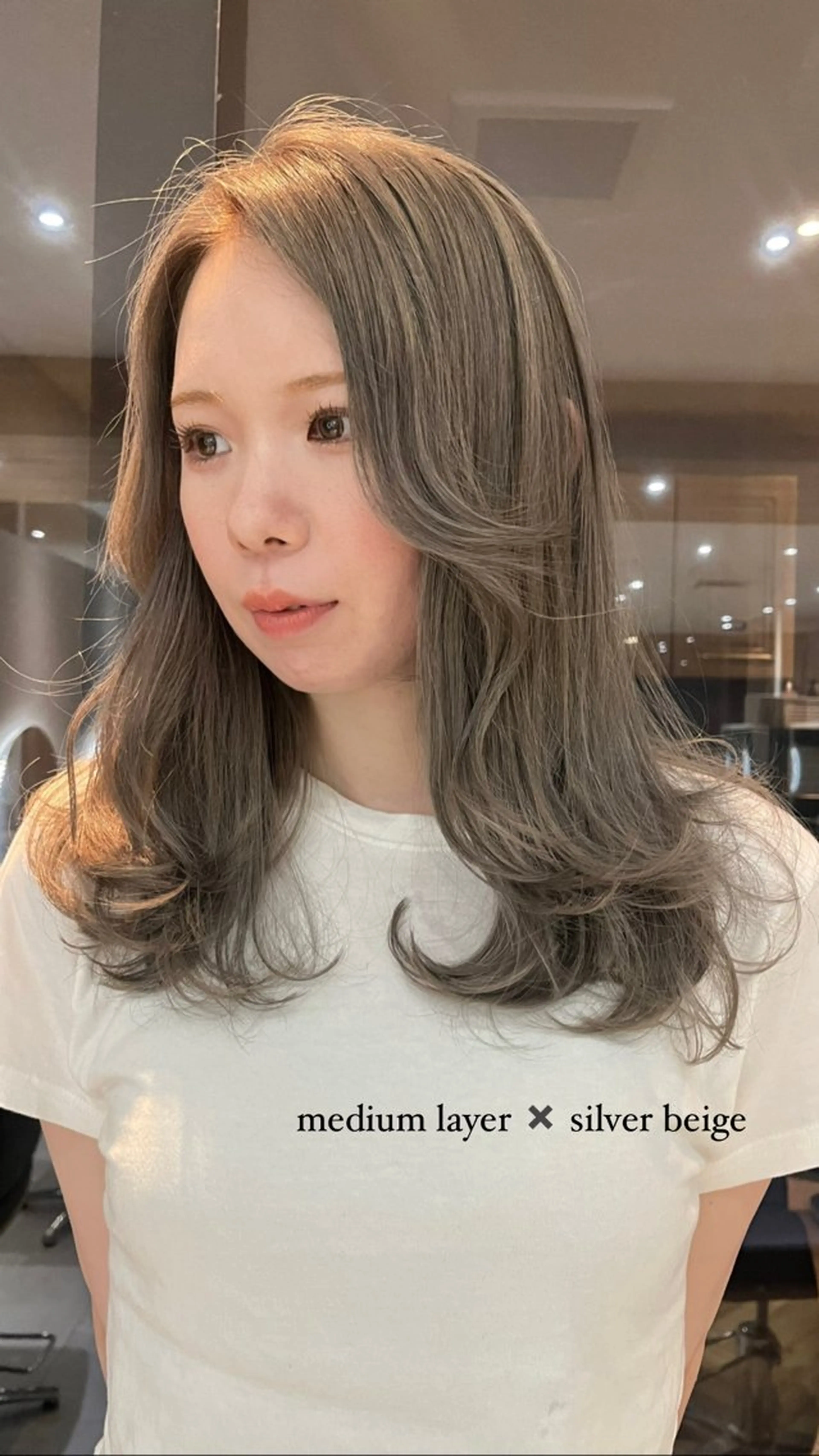 セミロング ヘアカラー zina福岡天神📛 井上美乃里のヘアスタイル