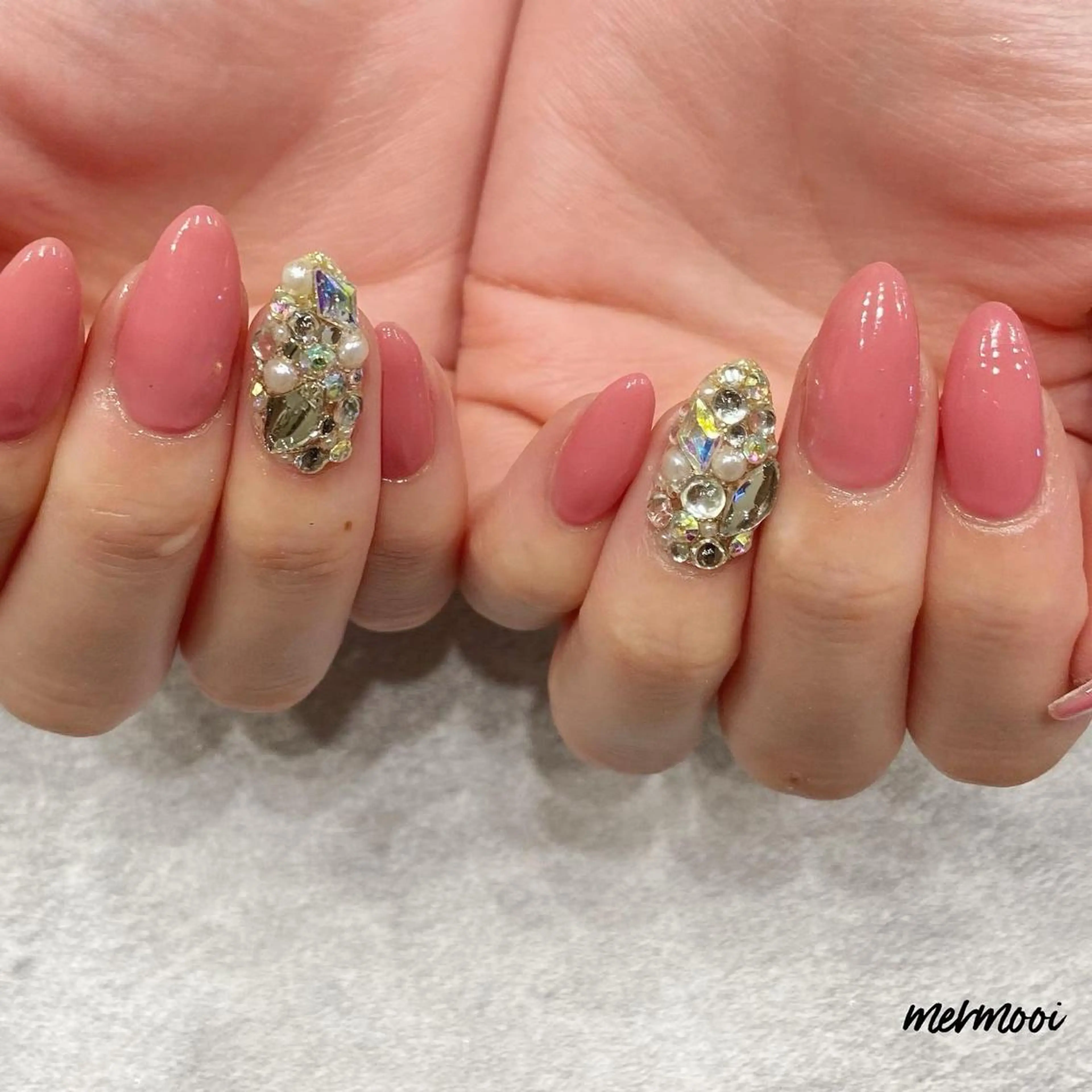 ネイル 氷ネイル・うるうるネイル キラキラネイル ロングネイル マットネイル ニュアンスネイル ハンドネイル mermooi nailのネイルデザイン