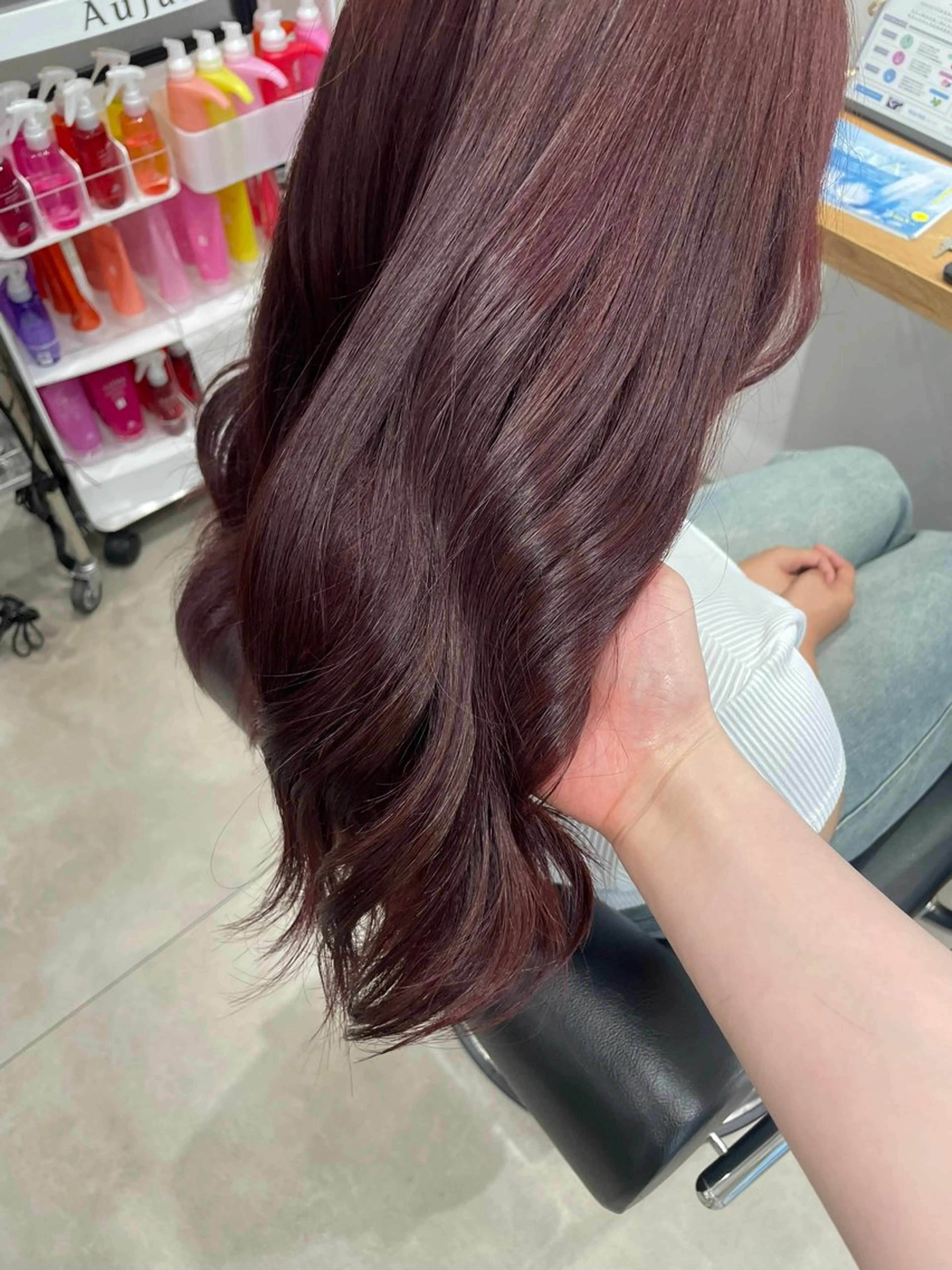 ロング カラー レッドカラー ヘアカラー 佐藤 由依/透明感カラーのヘアスタイル