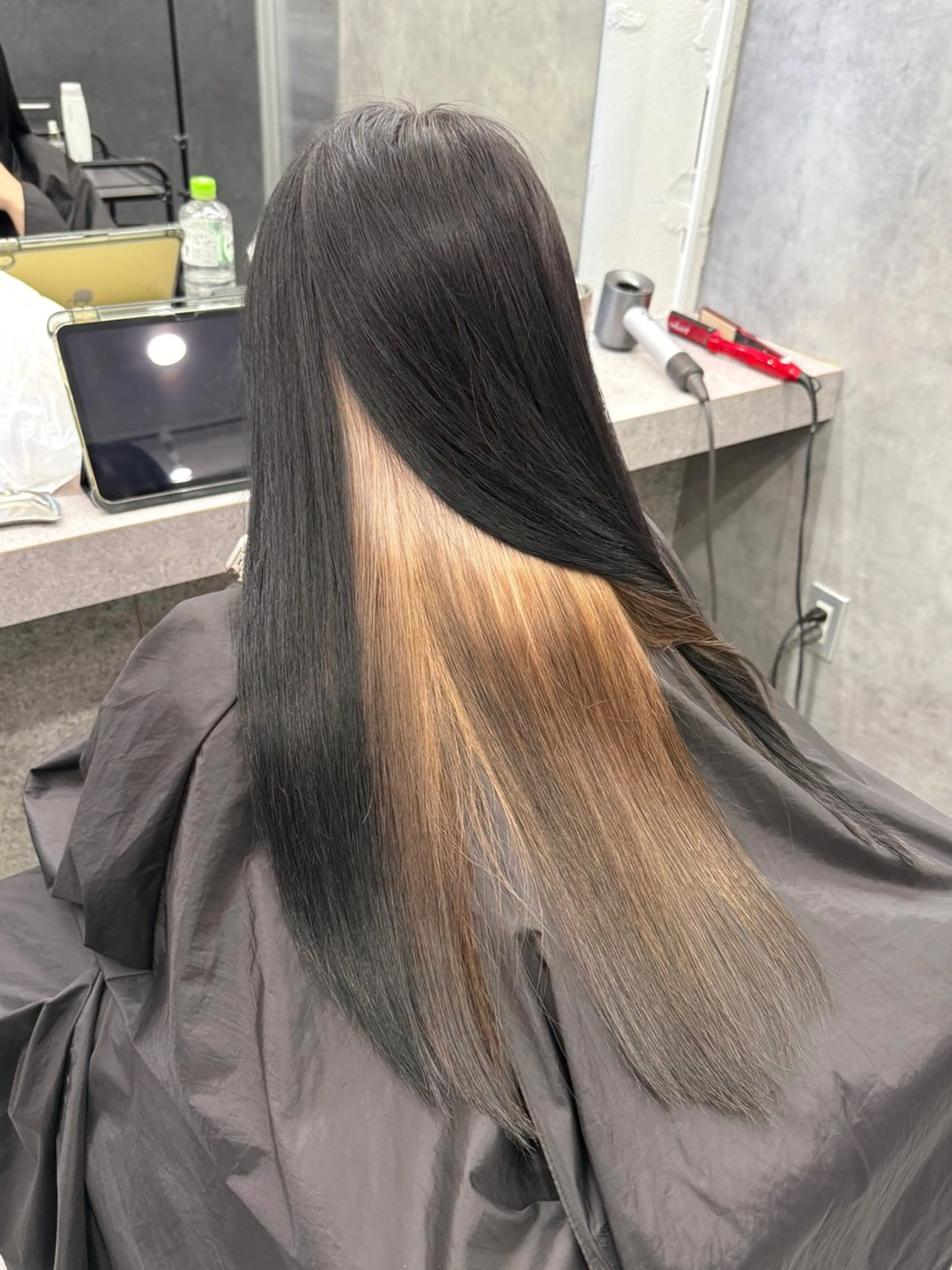 ロング ヘアカラー いろあそび🎨 Mariのヘアスタイル