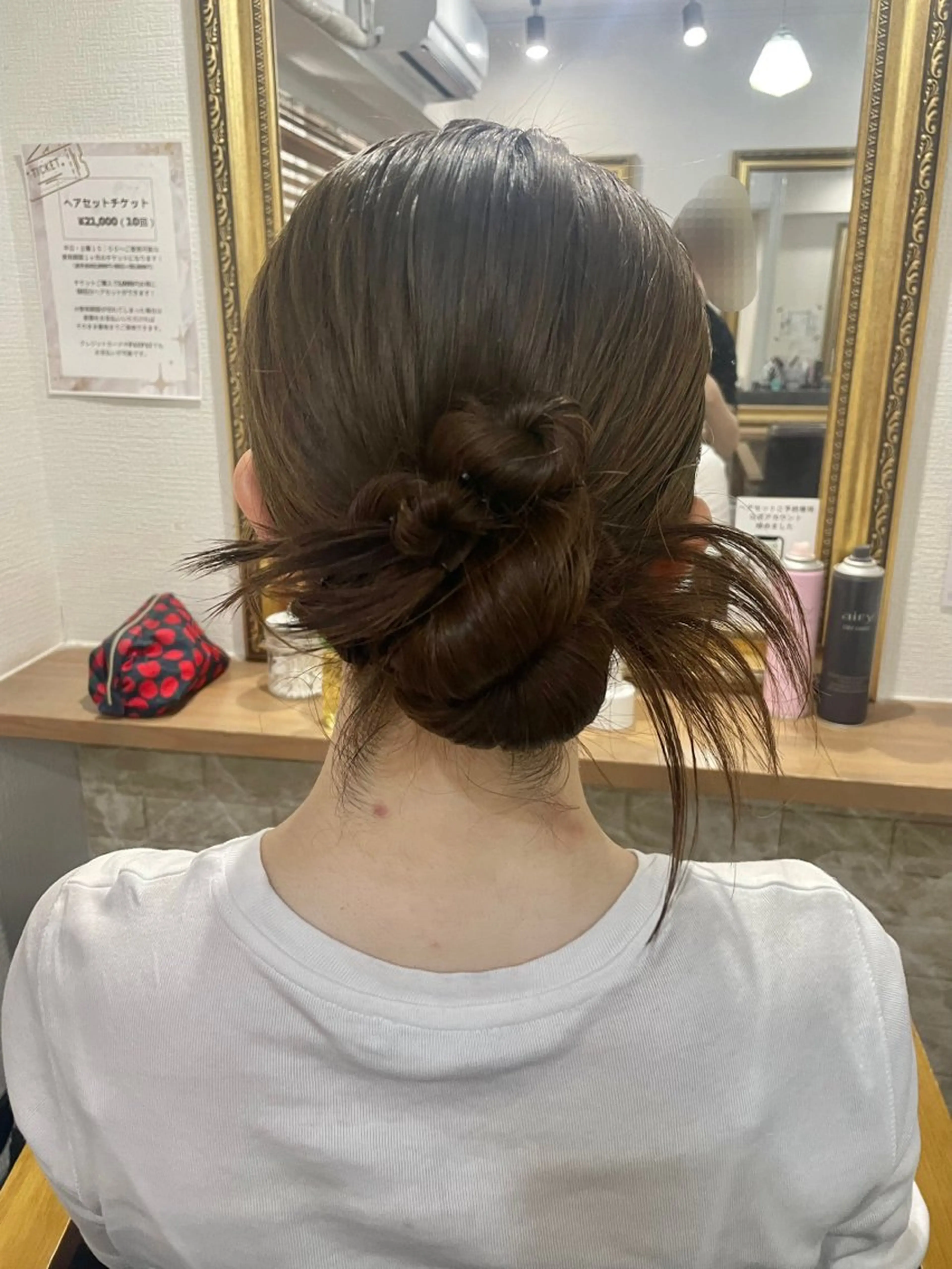 ロング ヘアアレンジ セットサロンCURE YUKIOKAのヘアスタイル