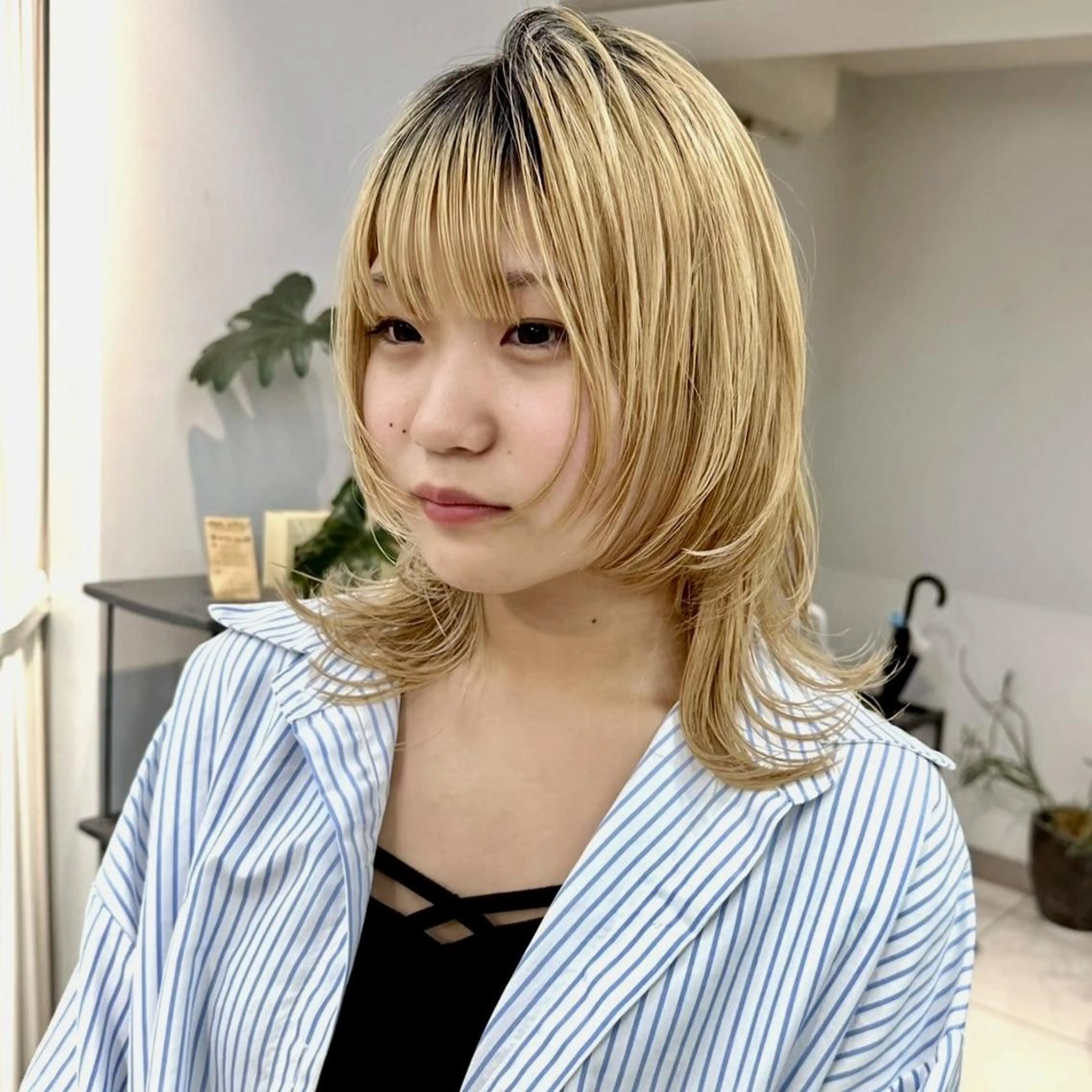 ショート 韓国×艶ハイトーンが ✨絶対可愛い✨七夏海のヘアスタイル