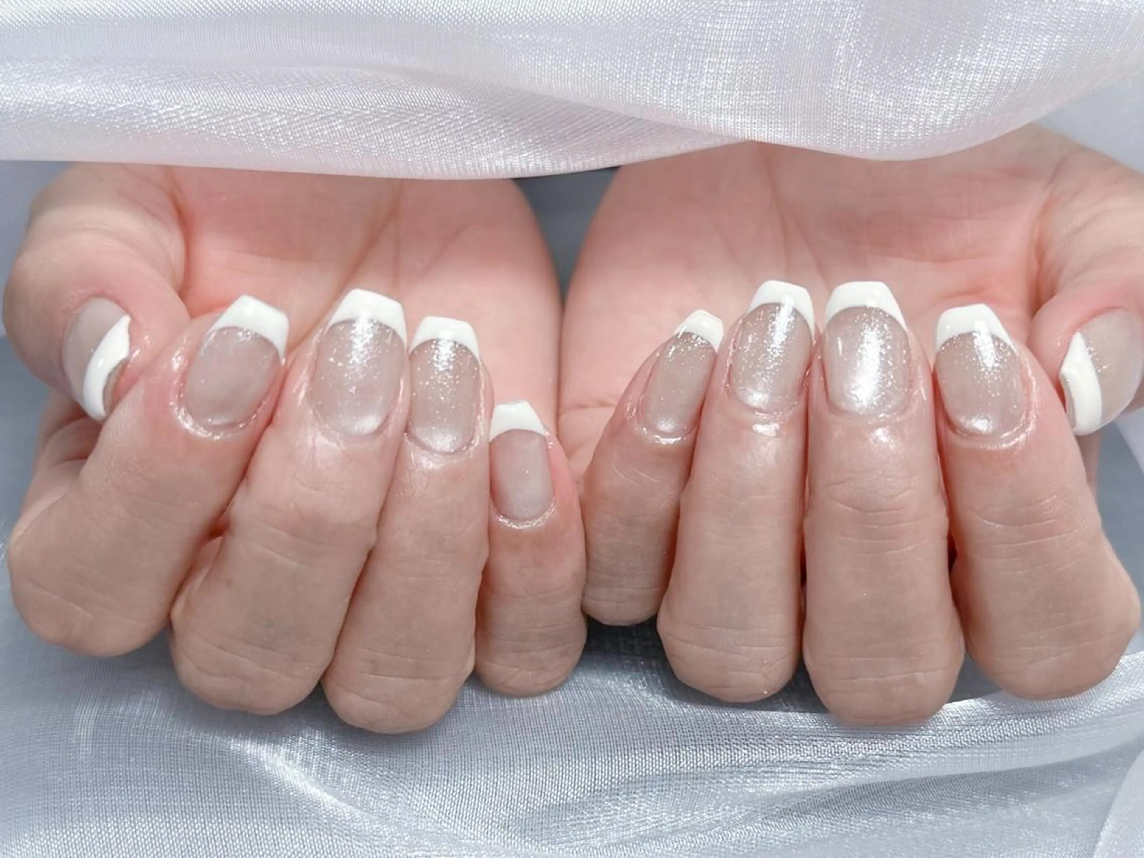 水光マグネットベース+フレンチ【初回ソフトジェルオフ無料】の写真