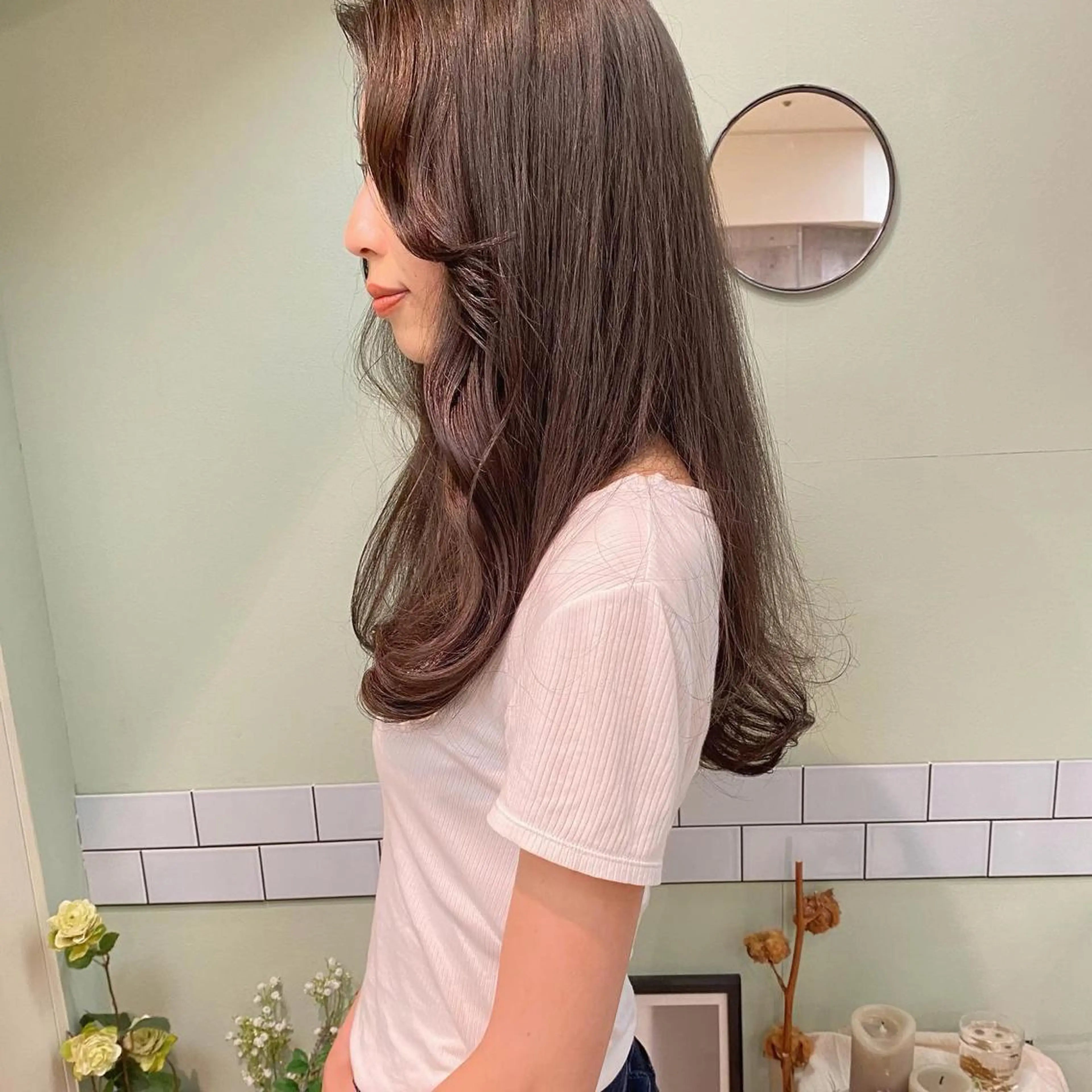 ミディアム カラー 韓国風ヘア カット ヘアカラー トリートメント 髪質改善ｶﾗｰ ｹｱﾌﾞﾘｰﾁ/ﾀﾑのヘアスタイル