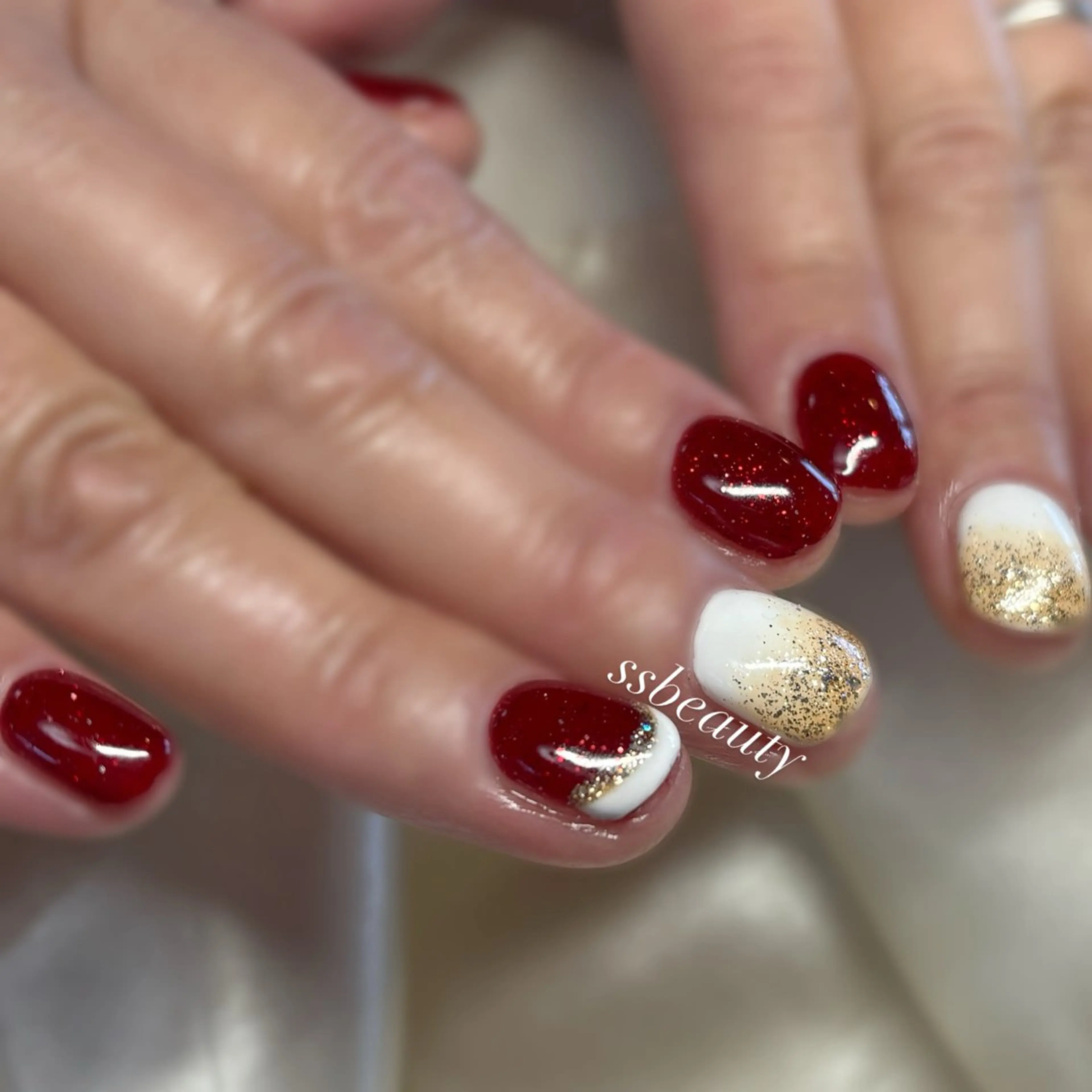 ネイル 冬ネイル クリスマス SS Beauty Salon所属・SS Beauty Salonのネイルデザイン