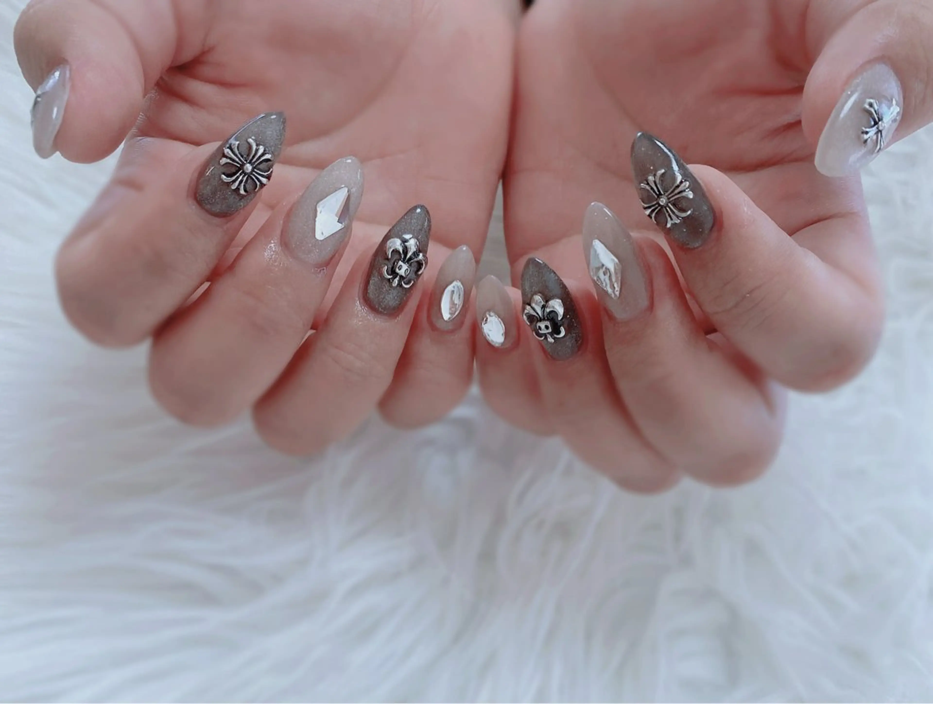 ネイル ESPOIR Ｎのネイルデザイン