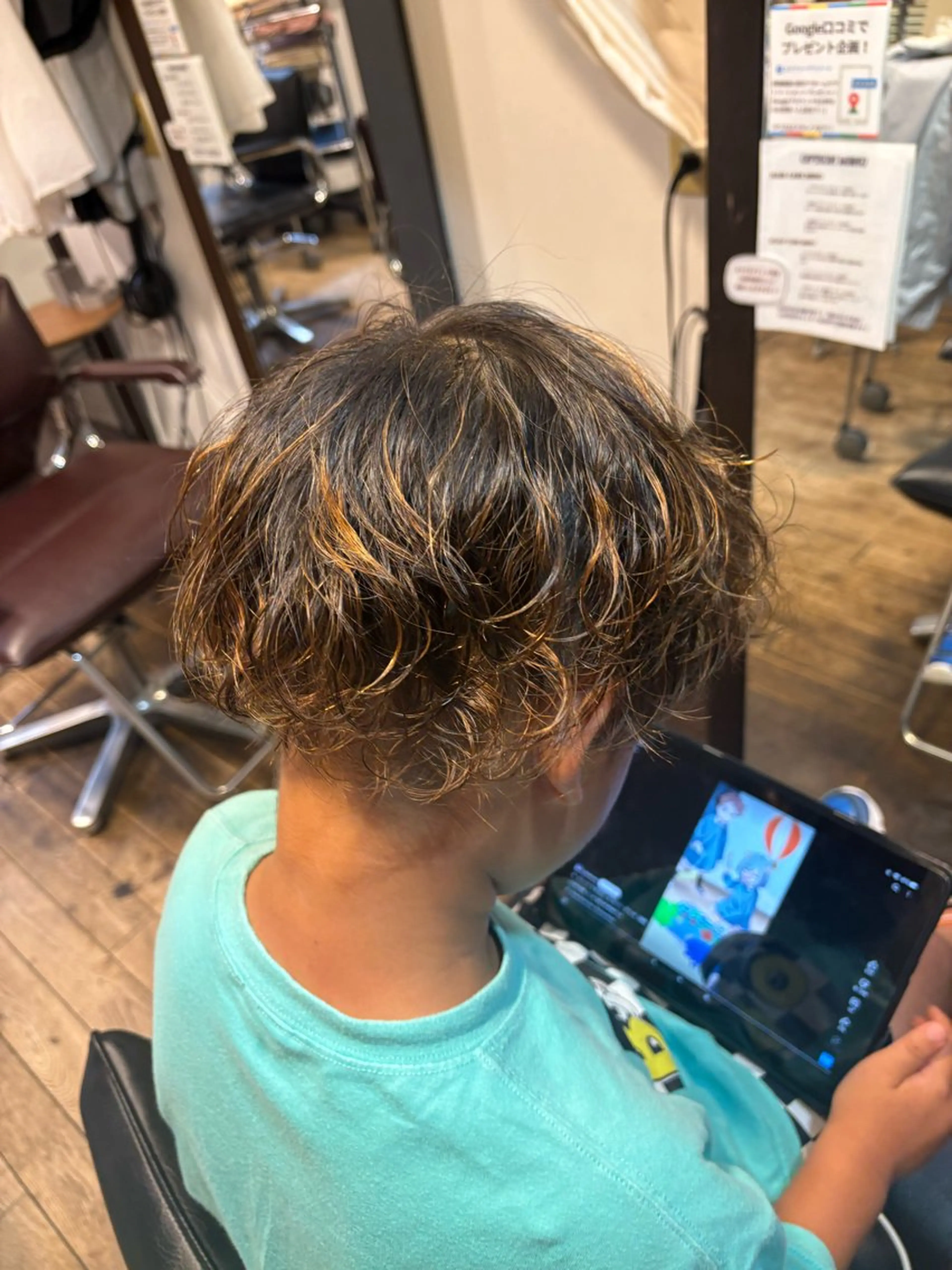パーマ メンズ キッズ メンズパーマ ツイストスパイラルパーマ スパイラルパーマ 奥山 和奏のヘアスタイル