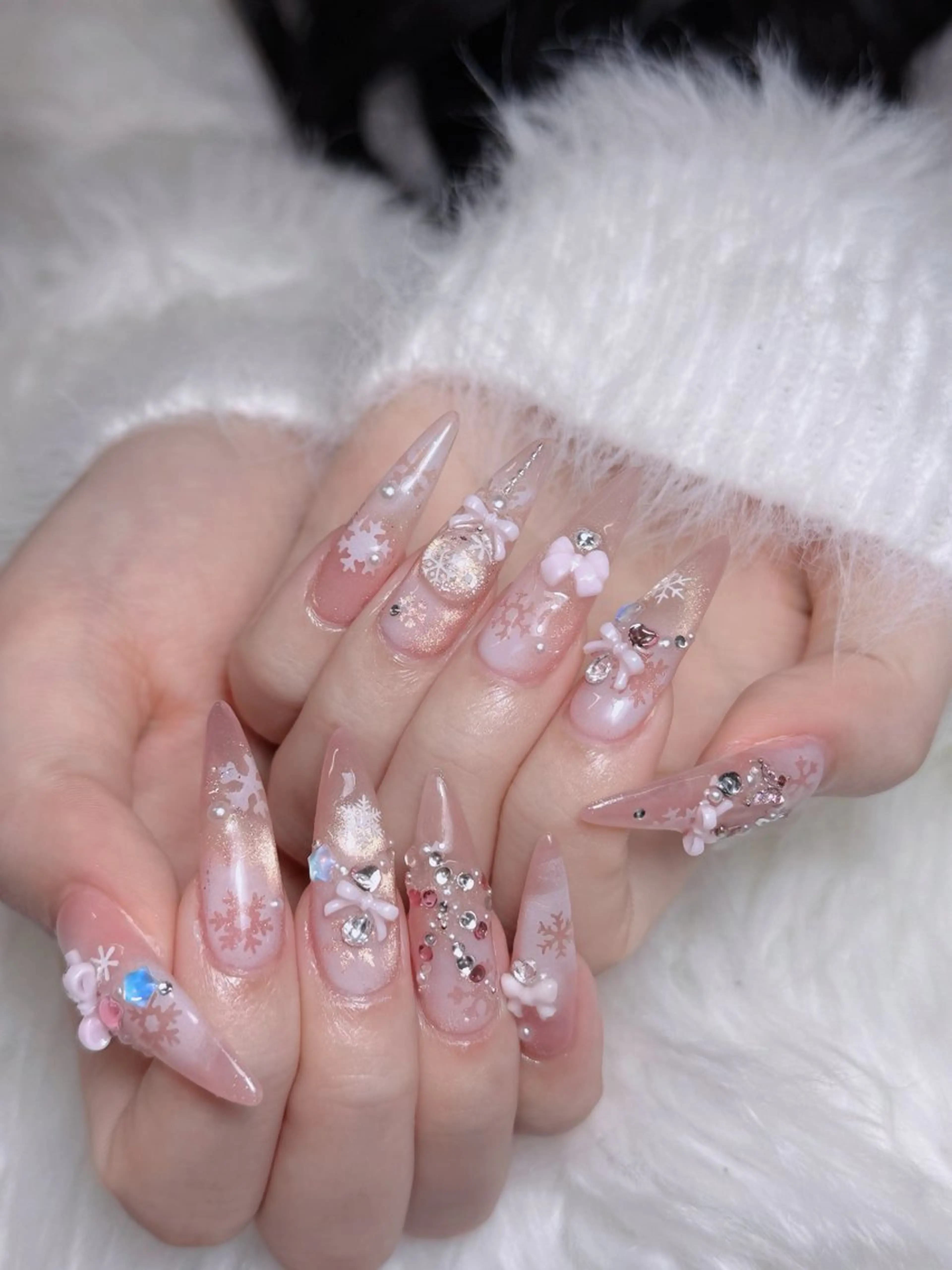 ネイル オーロラネイル チークネイル フットネイル フレンチネイル ハロウィン ハンドネイル Lumi Nail 新大久保3‘のネイルデザイン