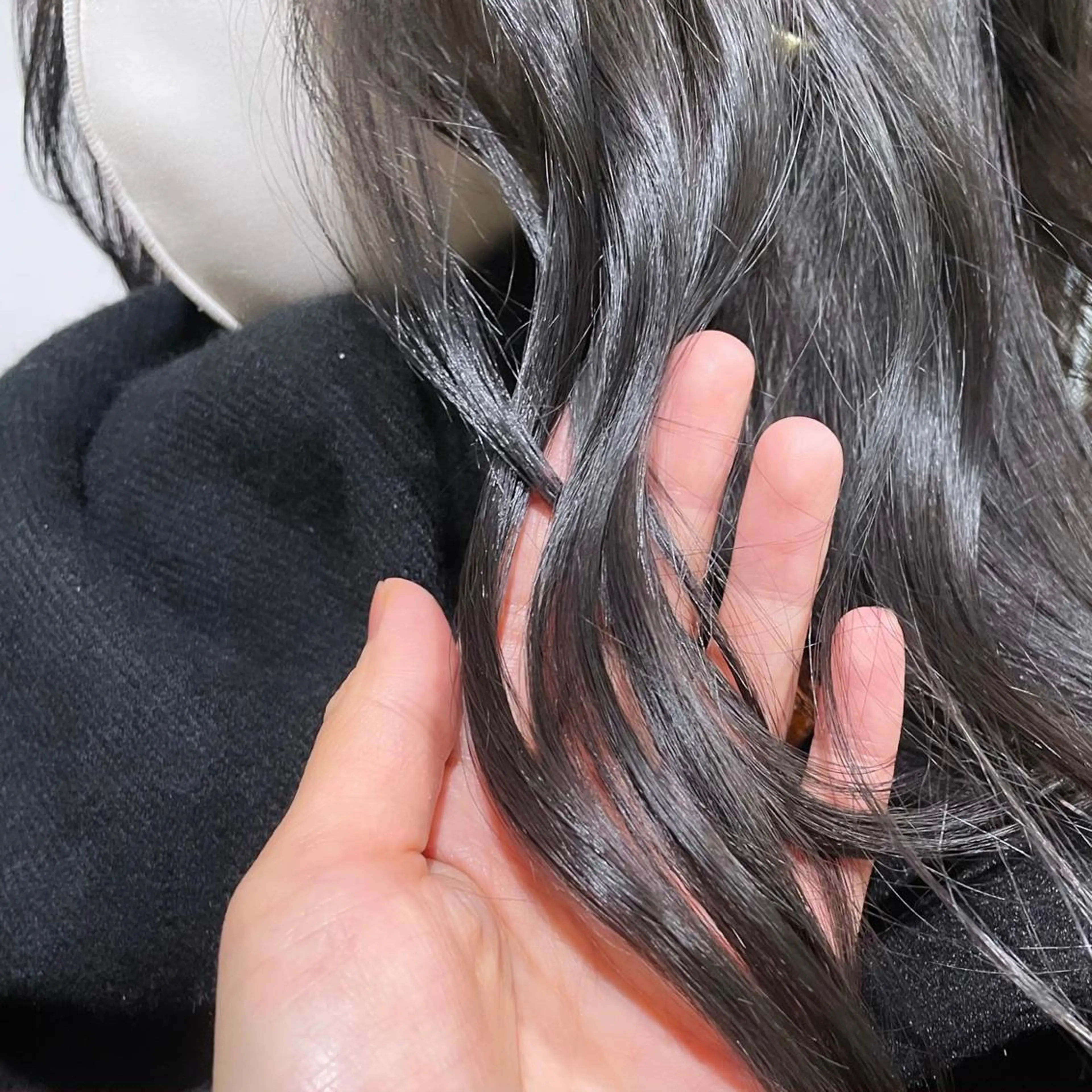 ロング 高橋 涼香のヘアスタイル