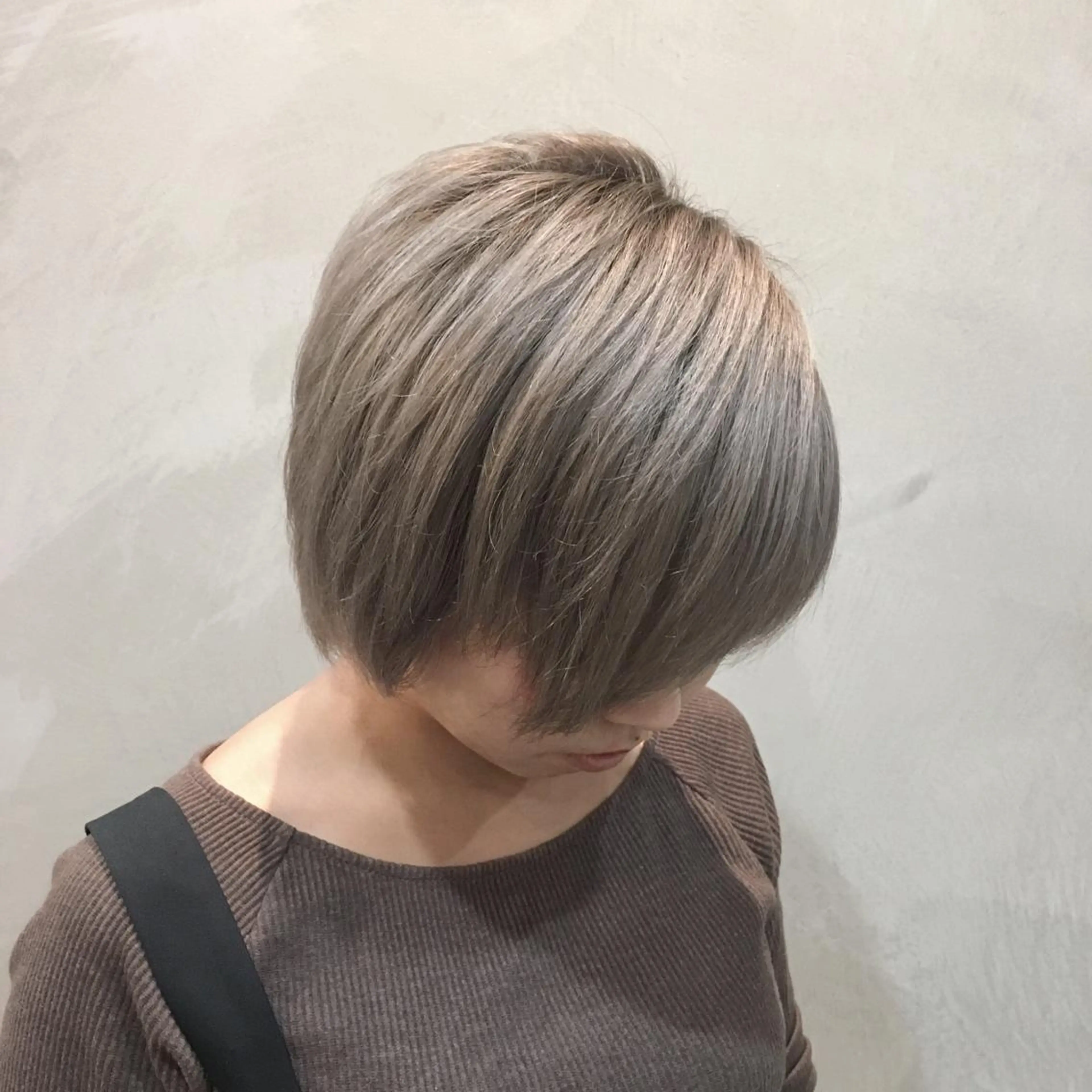 ショート カラー 🩷🍭中津・梅田 エリア🍬💜のヘアスタイル