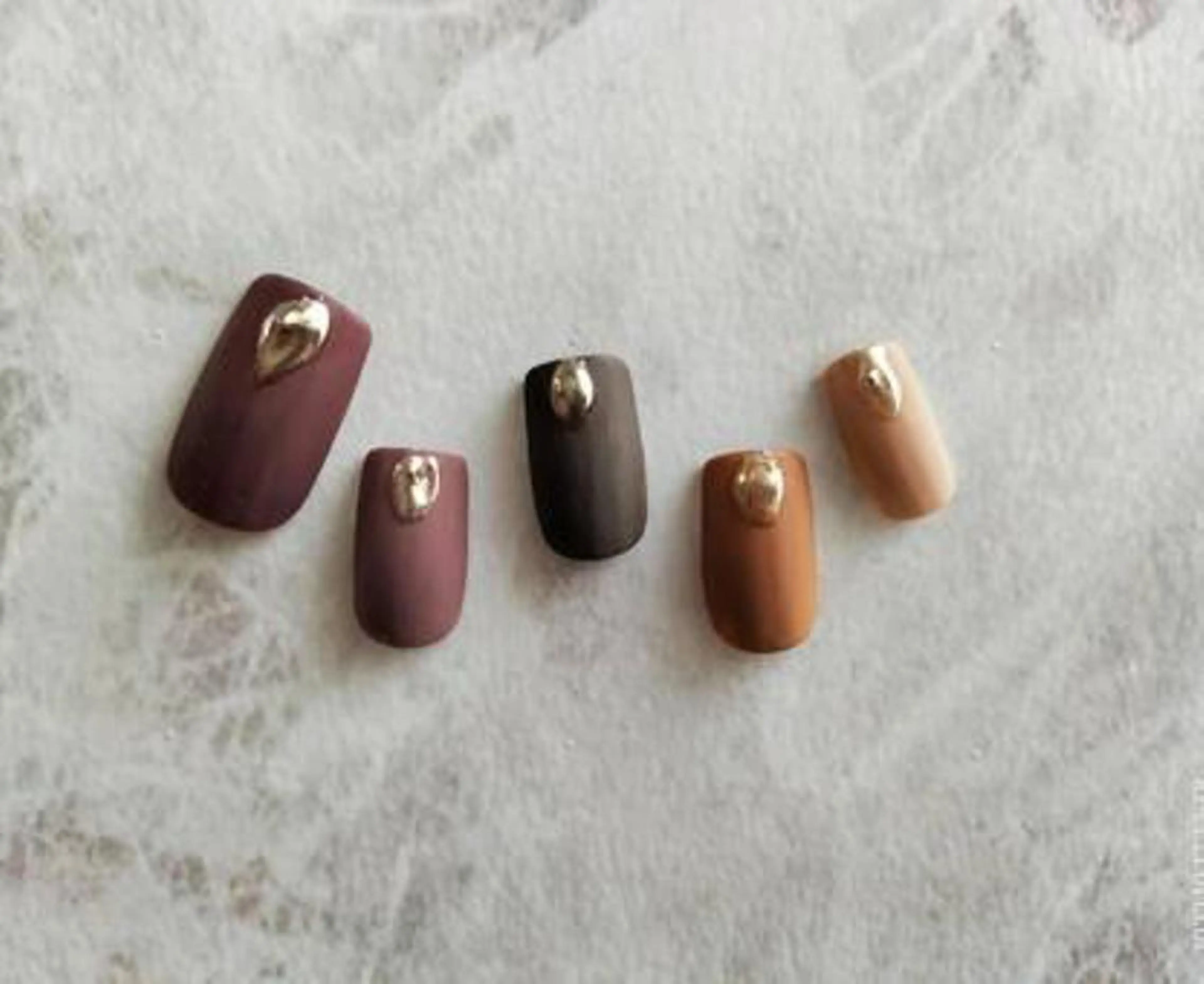 ネイル nailroom HARU.のネイルデザイン