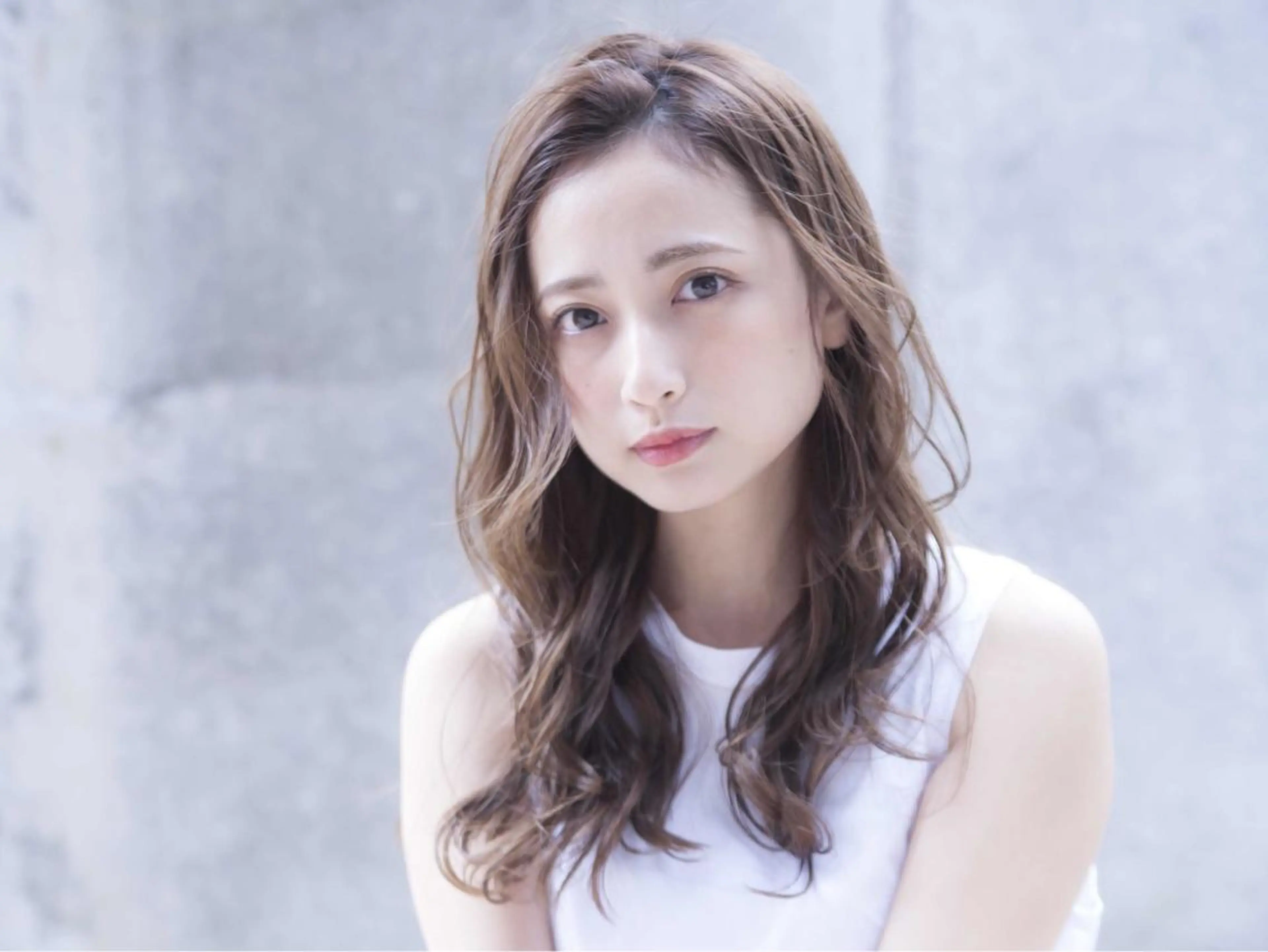 ロング かきあげバング カット ヘアカラー トリートメント ヘッドスパ ヘアセット 山口 竣也のヘアスタイル