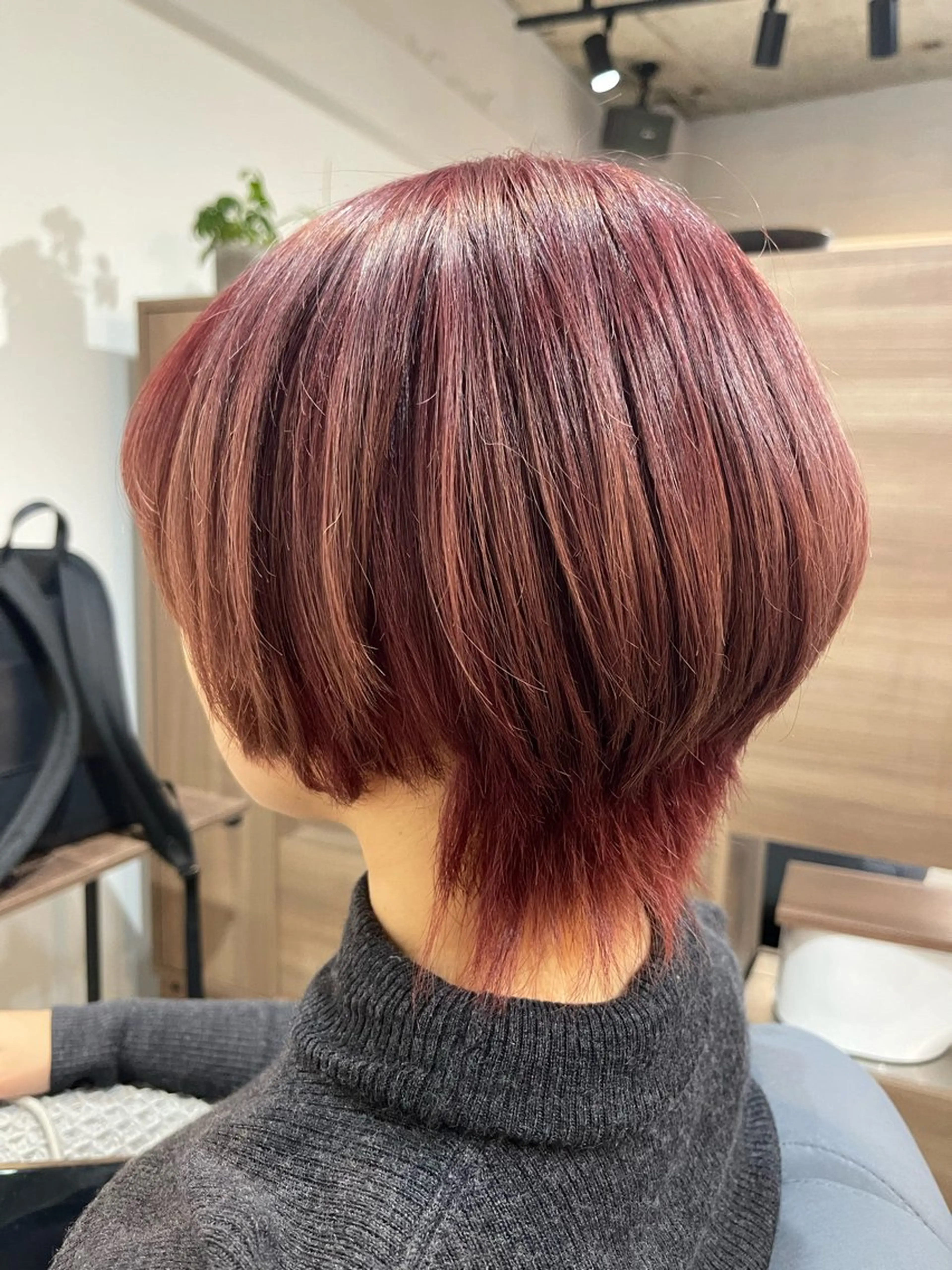 ショート ピンクブラウン カット ヘアカラー トリートメント AID_都立大学所属・林 亮太/ メンズ/メンズパーマのヘアスタイル