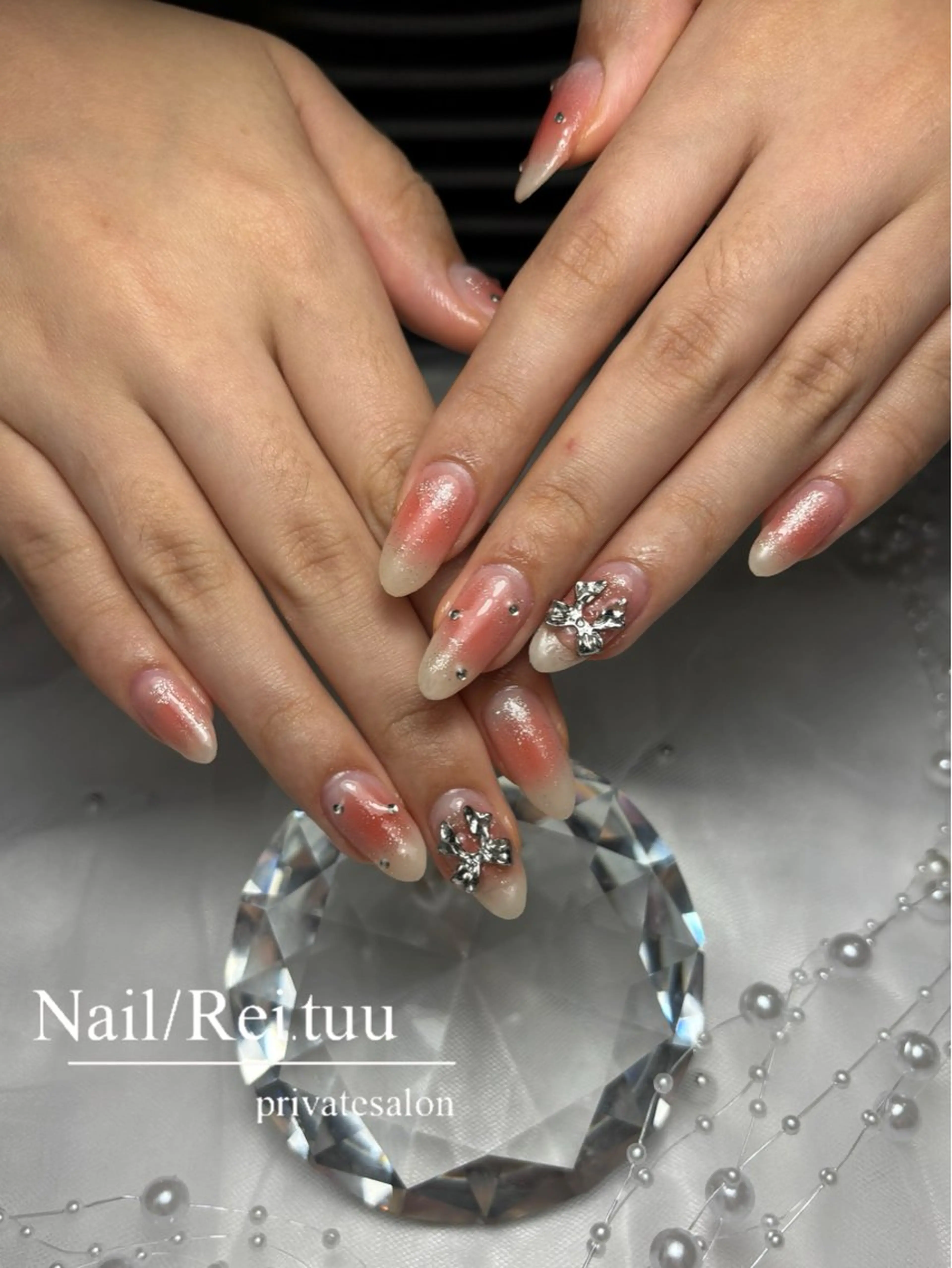 ネイル フラッシュネイル フレンチネイル キラキラネイル ロングネイル マグネットネイル Nailsalon / Rei.tuuのネイルデザイン
