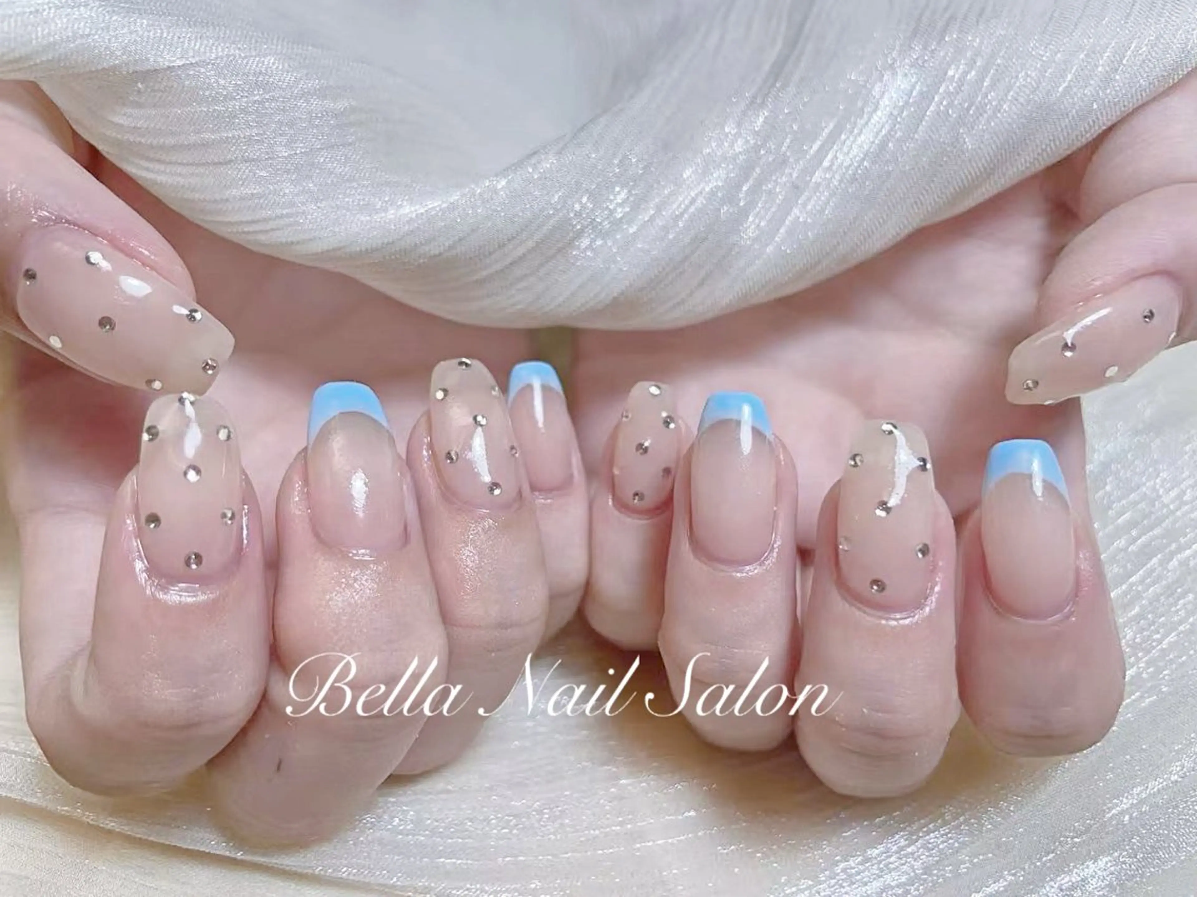 ネイル ハンドネイル Bella Nail Salonパラジェルのネイルデザイン