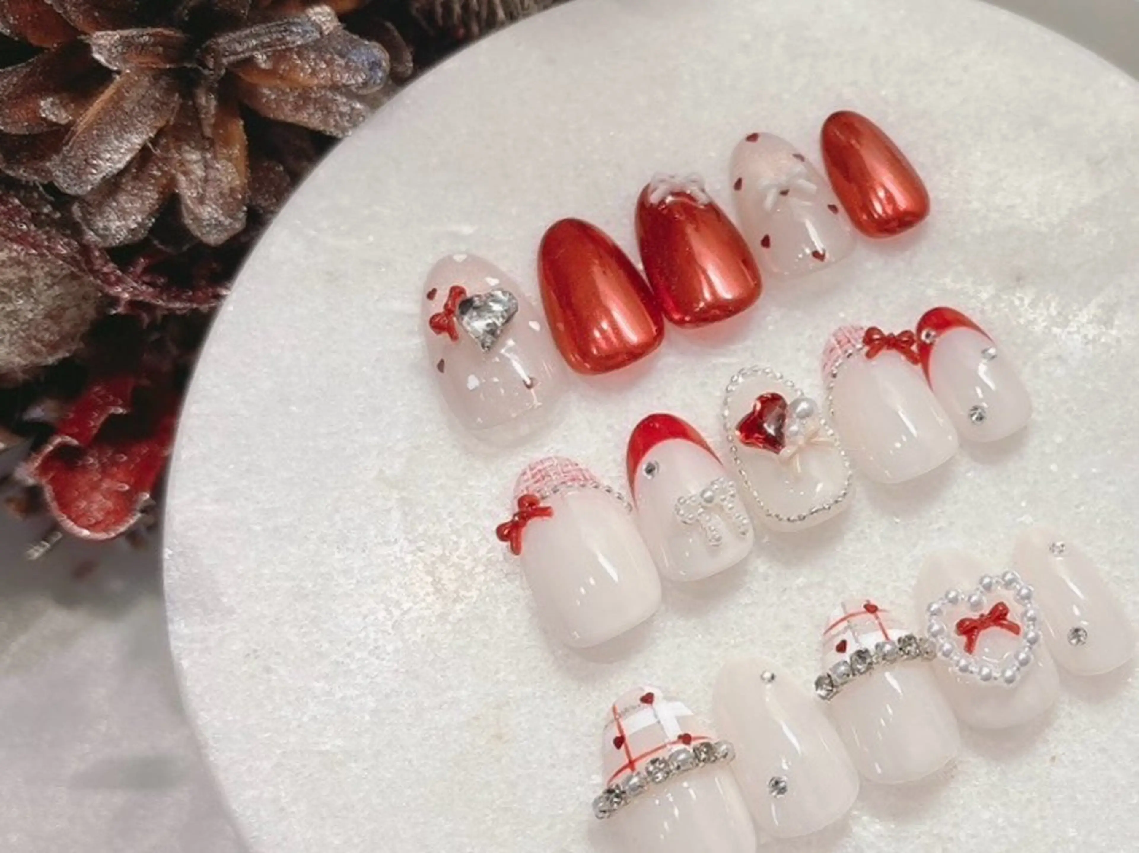 ネイル ハート 冬ネイル クリスマス ハンドネイル GREEM グリームのネイルデザイン