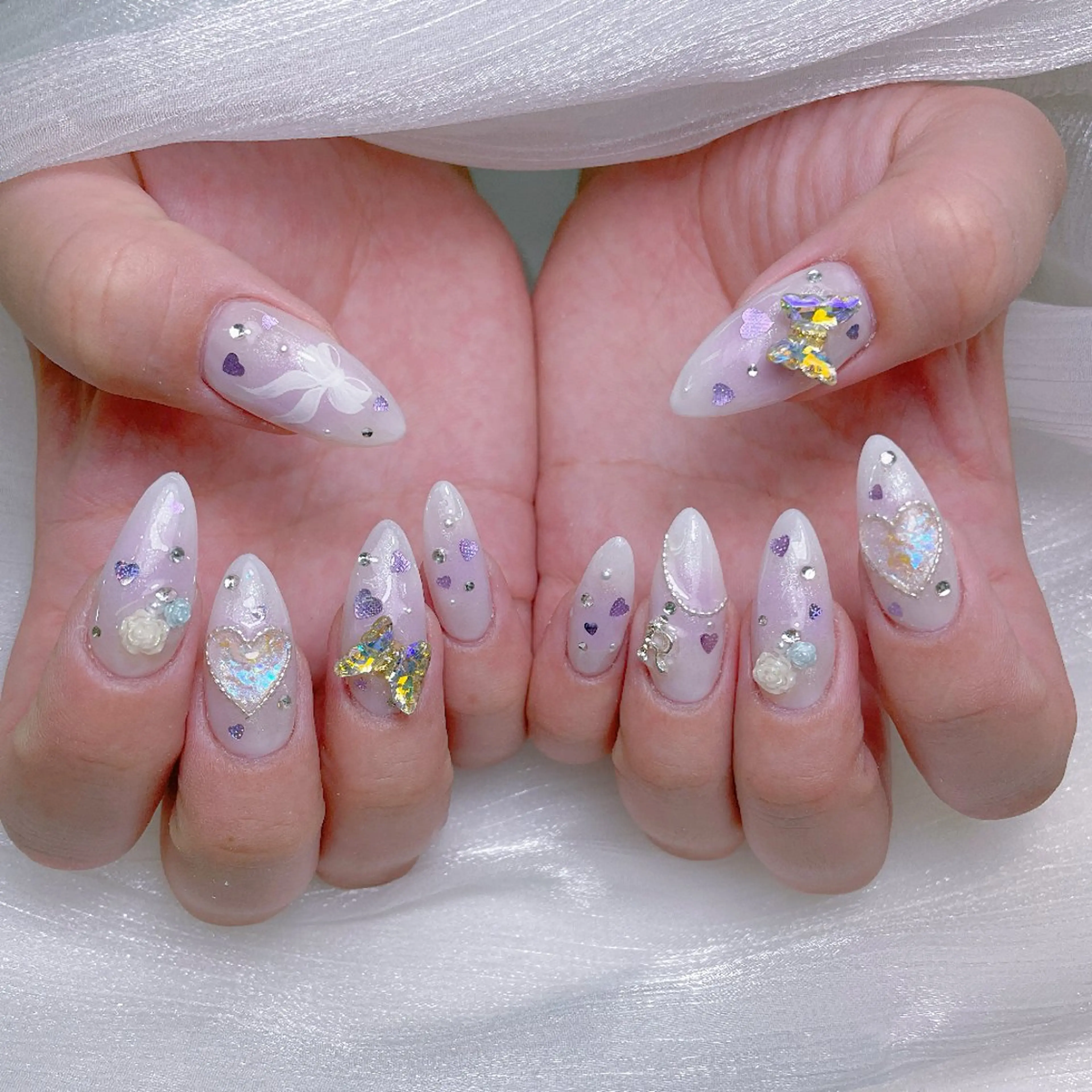ネイル チークネイル ガーリー キラキラネイル 韓国ネイル リボン NailPrincess所属・princess スカルプ専門店のネイルデザイン