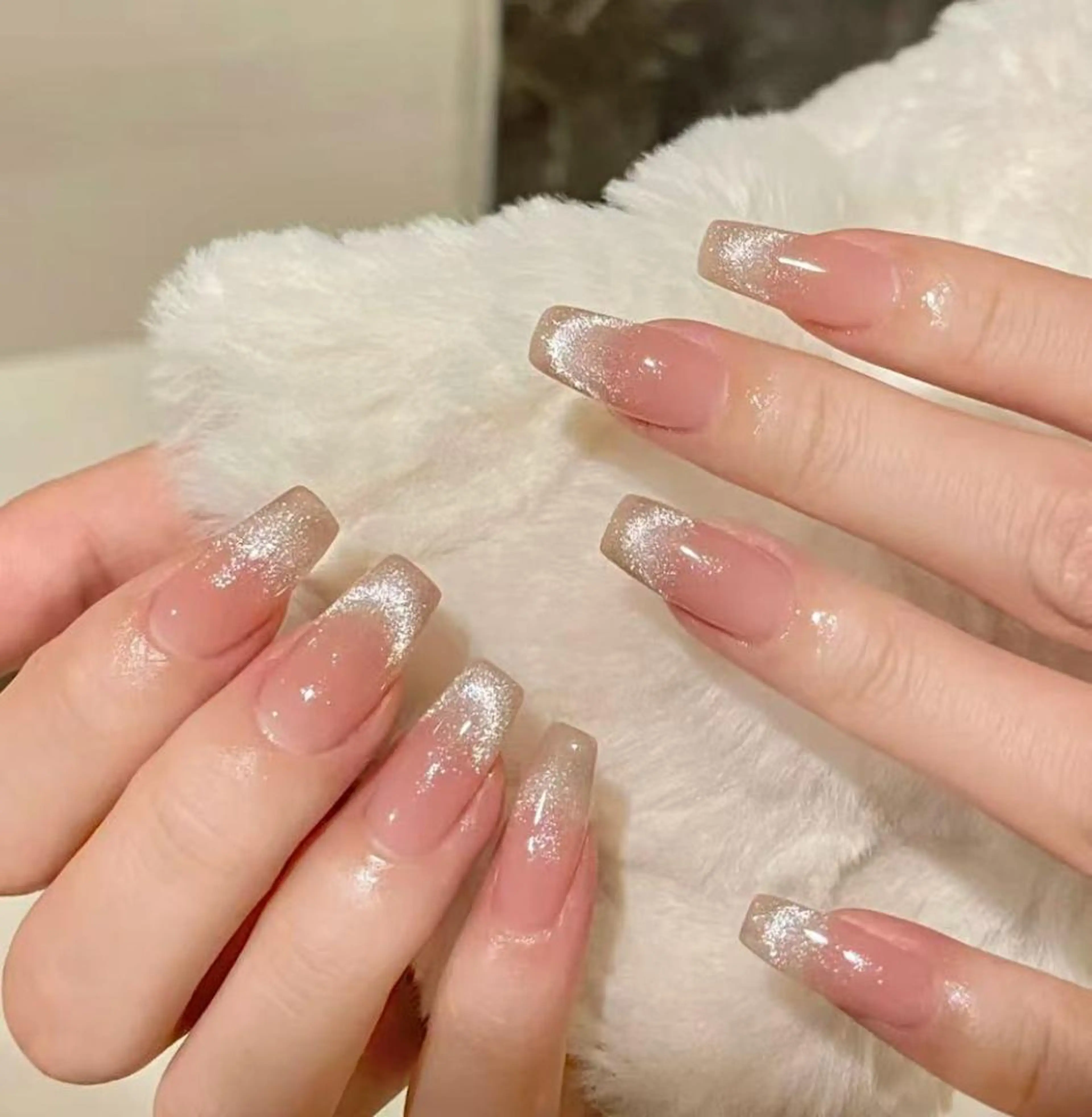 【✨ハンド・ジェルネイル✨】💖チークマグネットフレンチ💖ジェルオフ付きの写真