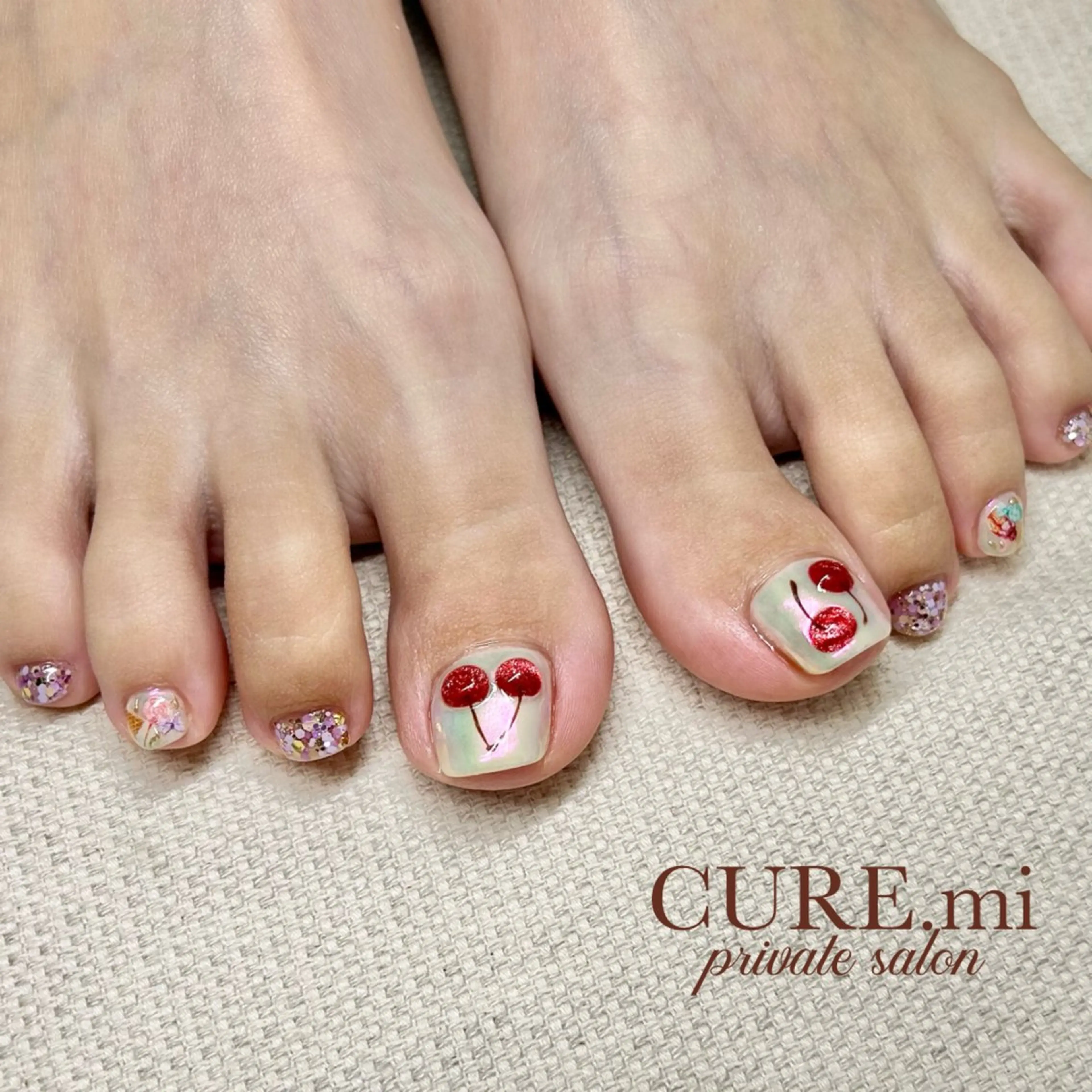 ネイル フットネイル CURE.mi所属・伊藤 美香のネイルデザイン