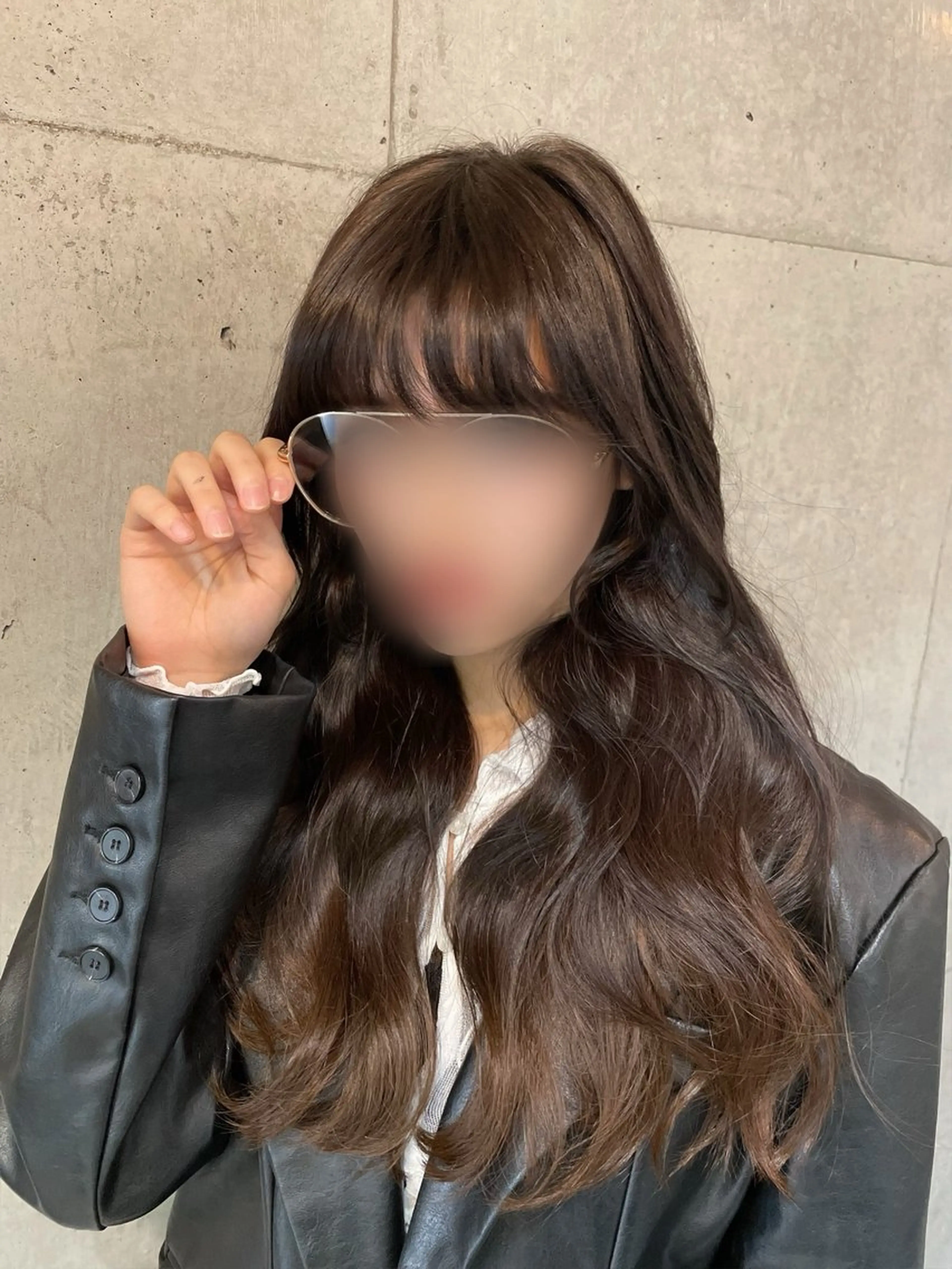 ロング ロング レイヤーハッシュカッ トカラー専門美容師のヘアスタイル