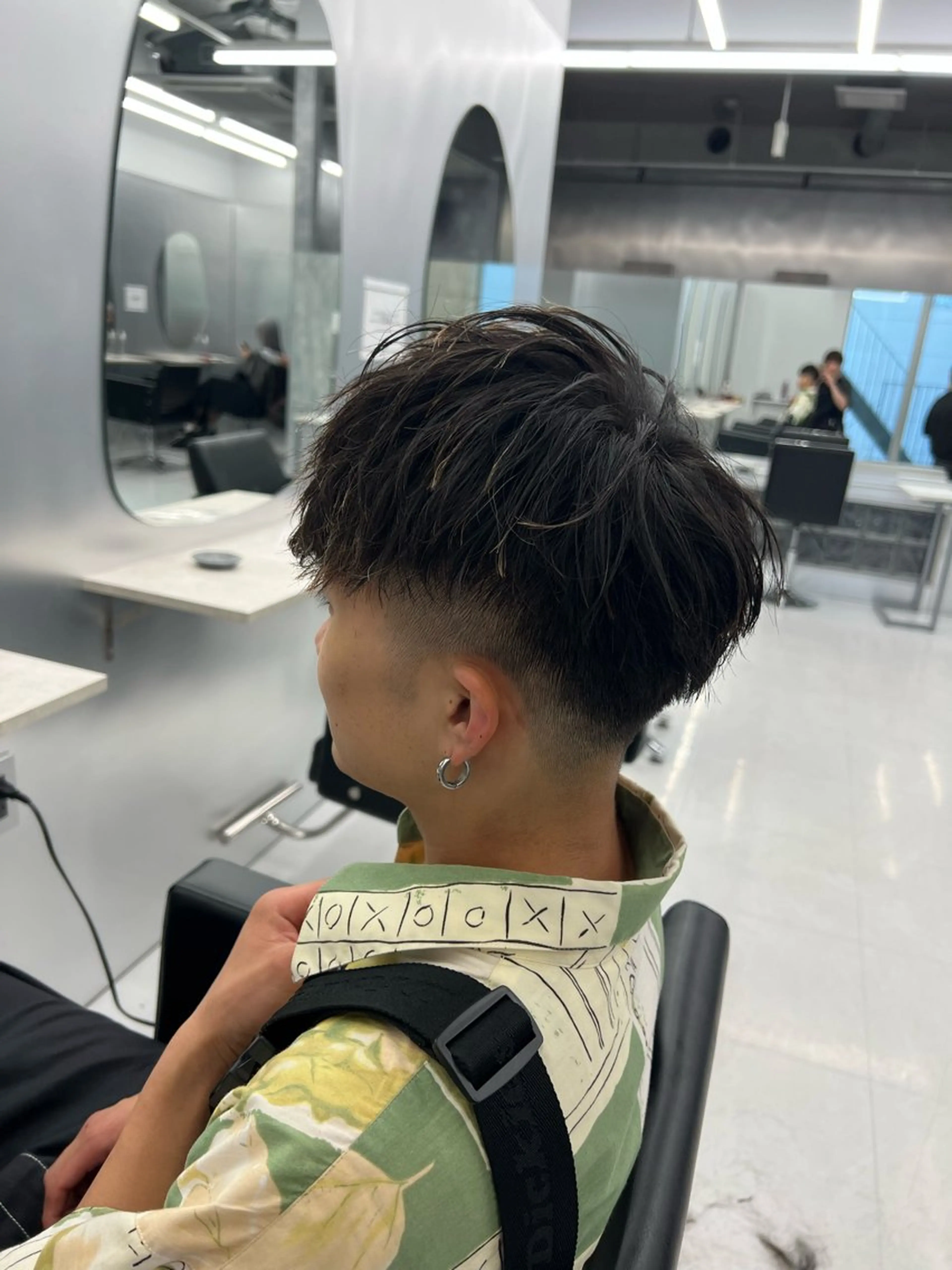 ショート メンズ カット 👑高評価多数エク ステ×ハイトーン唯澄のヘアスタイル