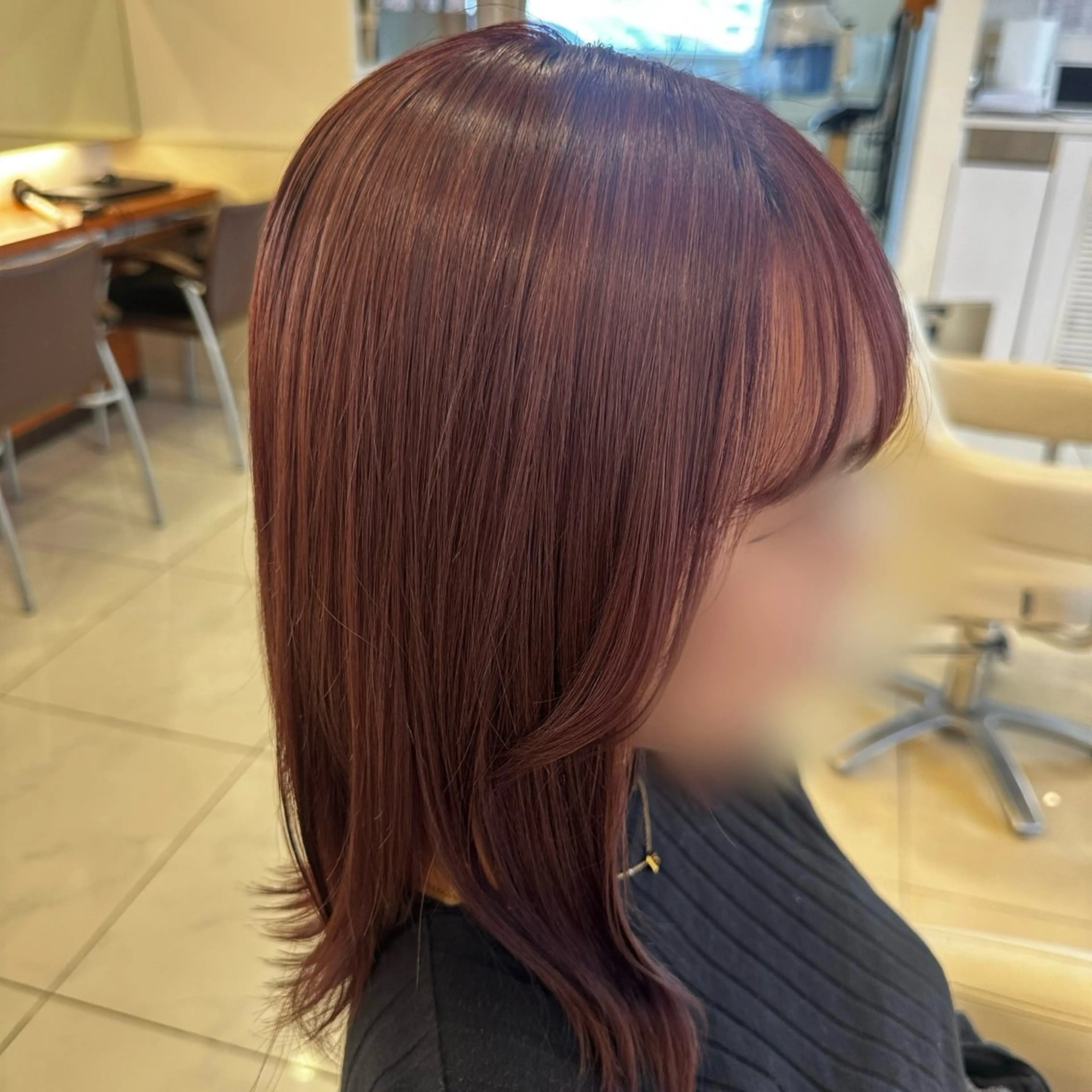 ミディアム ヘアカラー 🌷🪽ྀི 岡本 かおり 🪽ྀི🌷のヘアスタイル