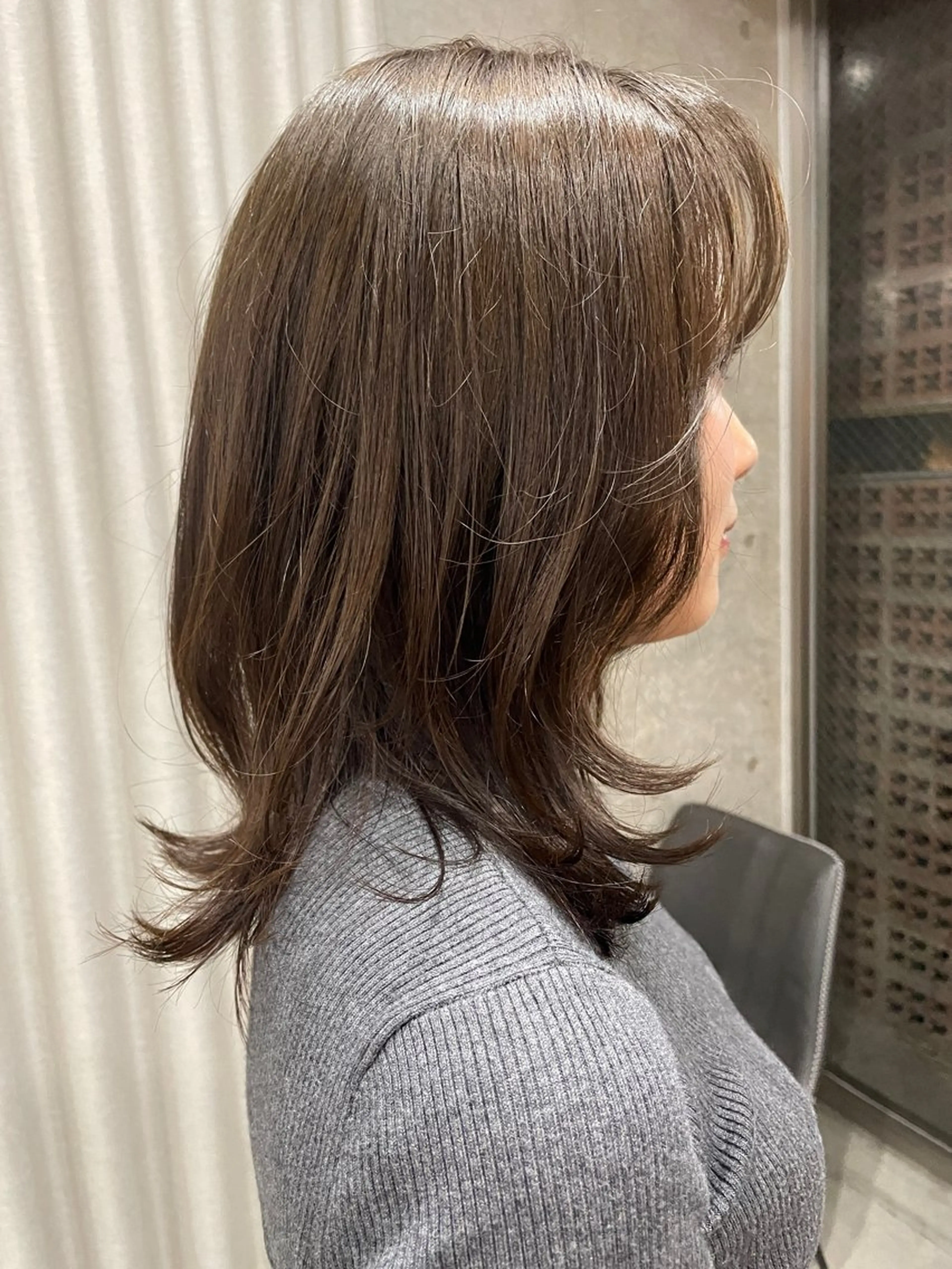 ミディアム カラー カット ヘアカラー トリートメント 表参道/髪質改善・ 透明感 colorのヘアスタイル