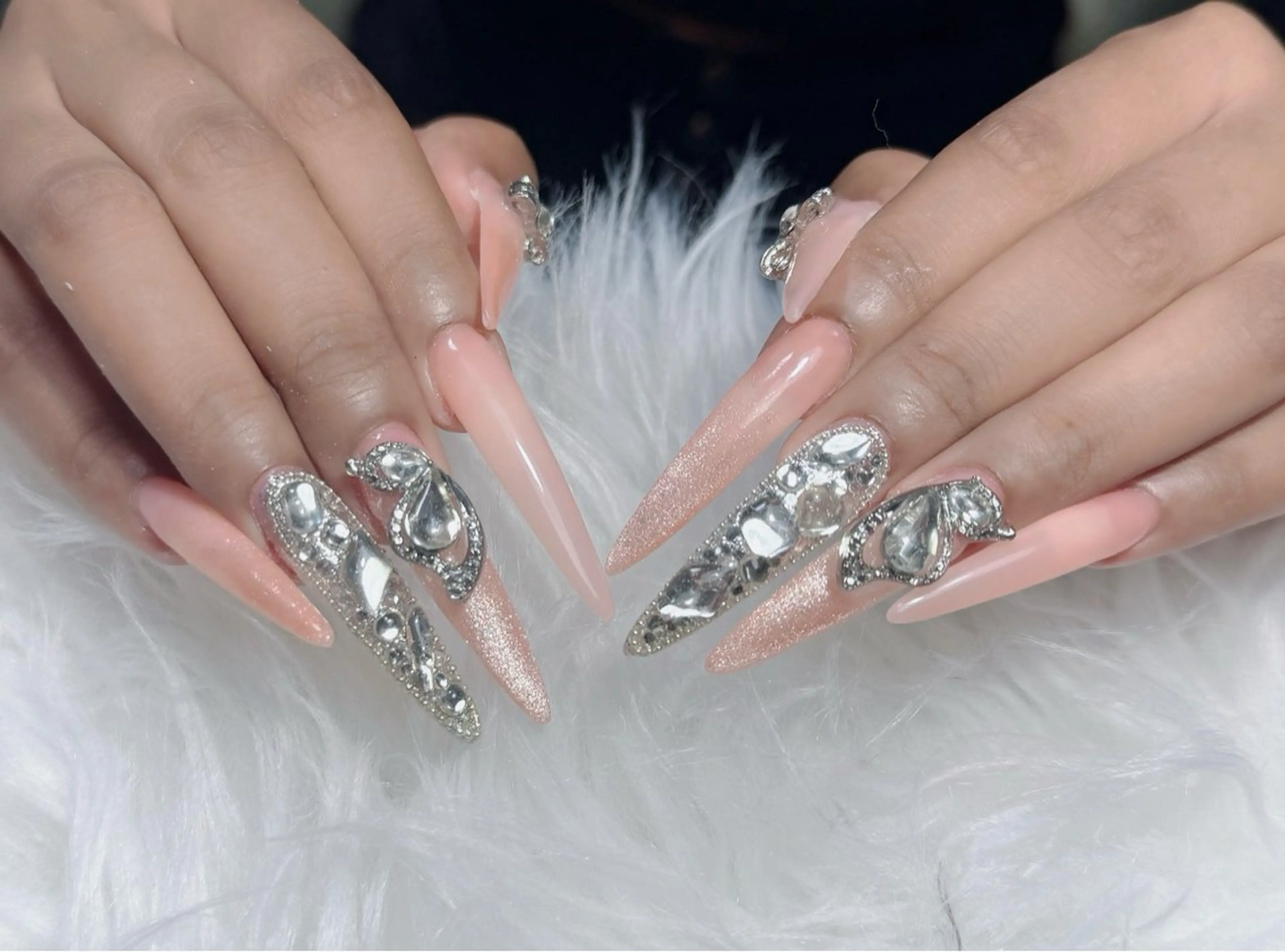 ネイル アートネイル フレンチネイル ジェルネイル 韓国ネイル マグネットネイル ハンドネイル Lenie Nail Salonのネイルデザイン